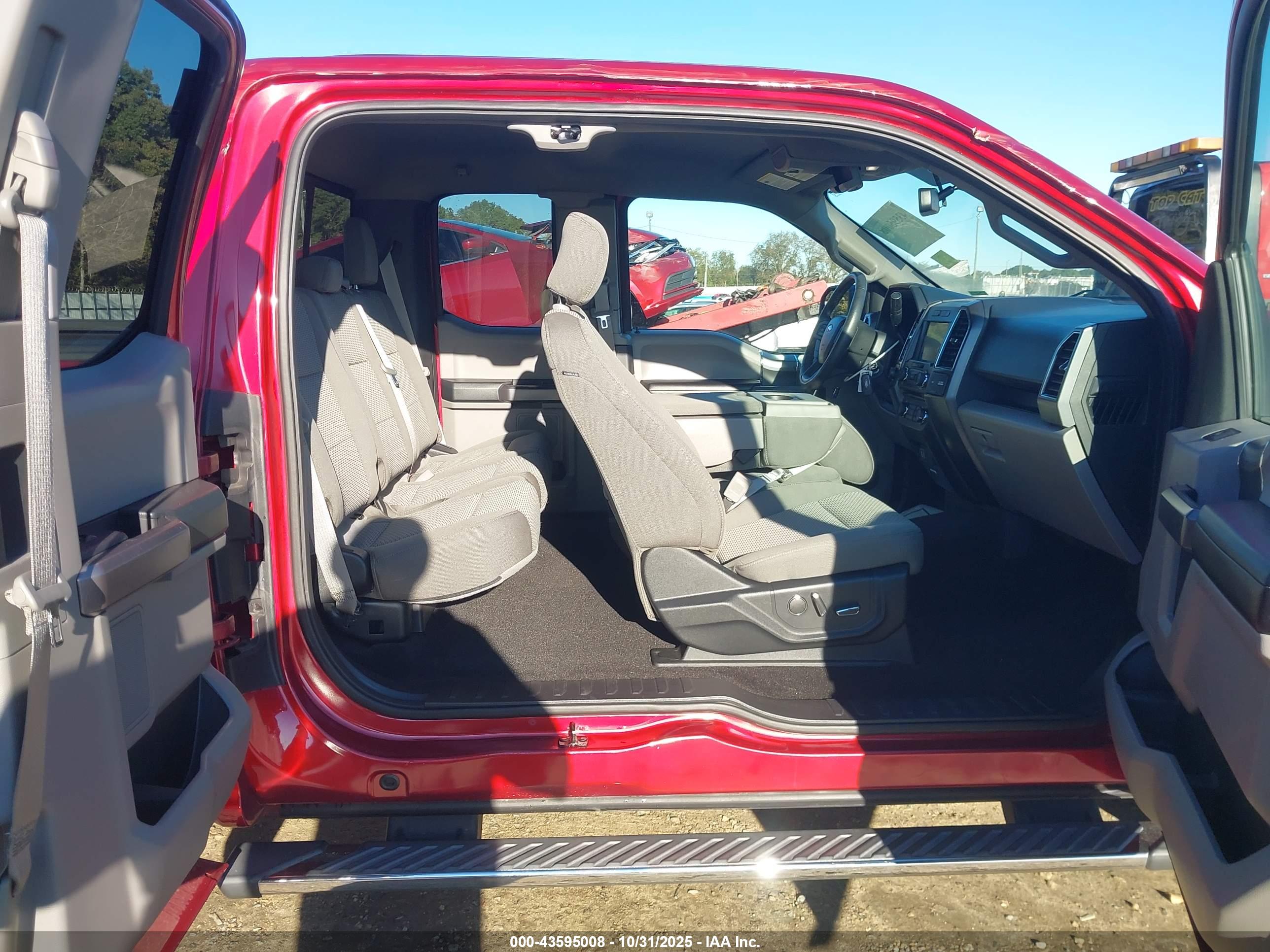 FORD F-150 image 8