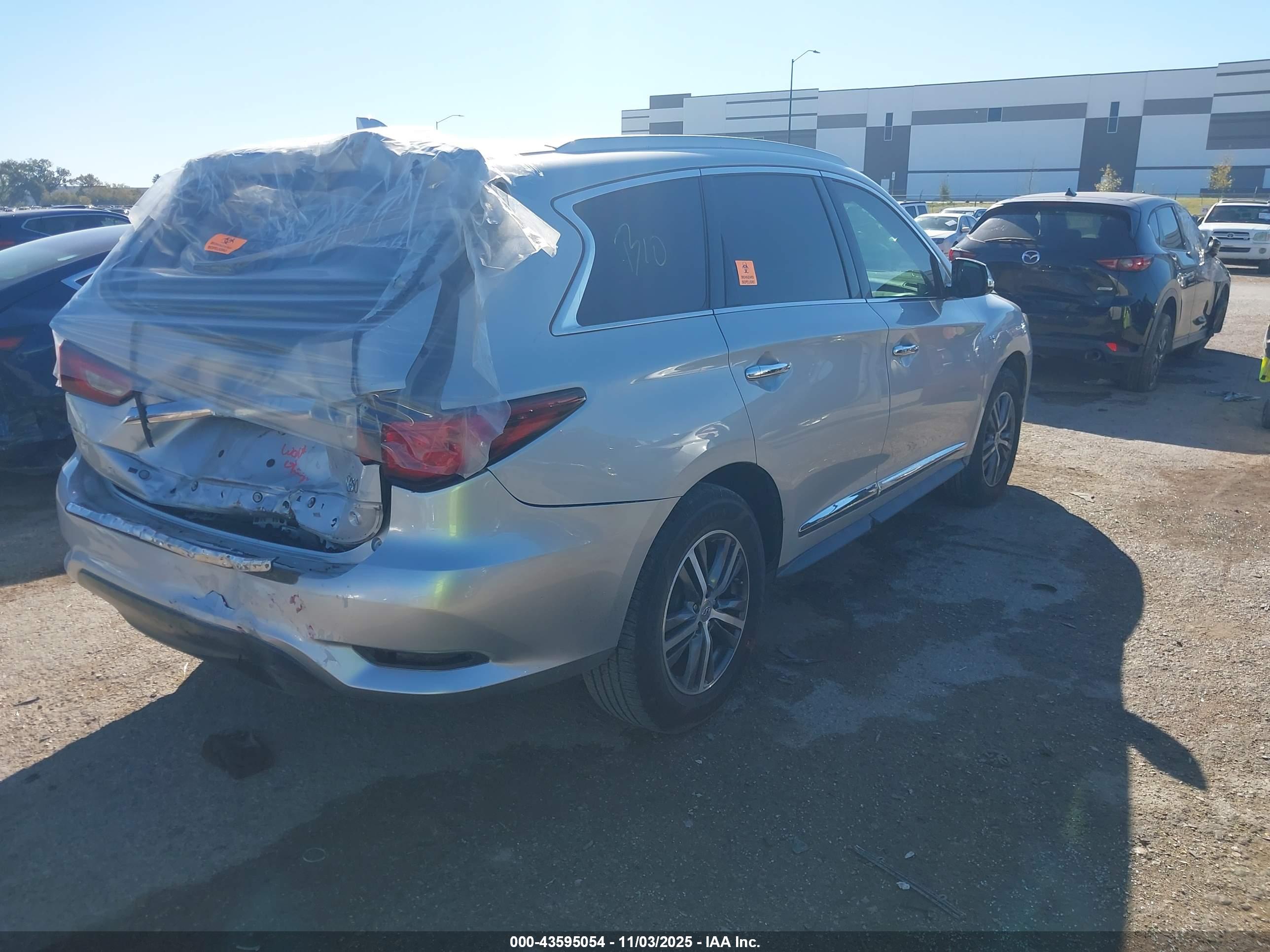 INFINITI QX60 image 4