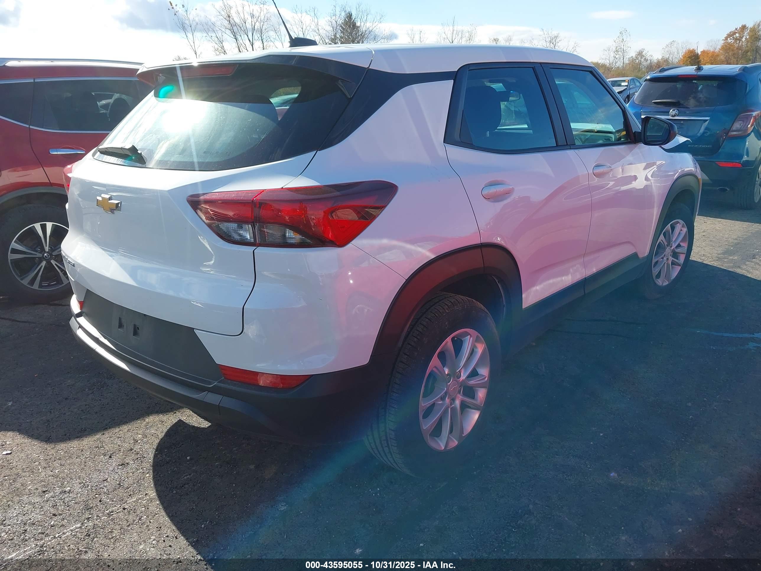 CHEVROLET TRAILBLAZER image 4