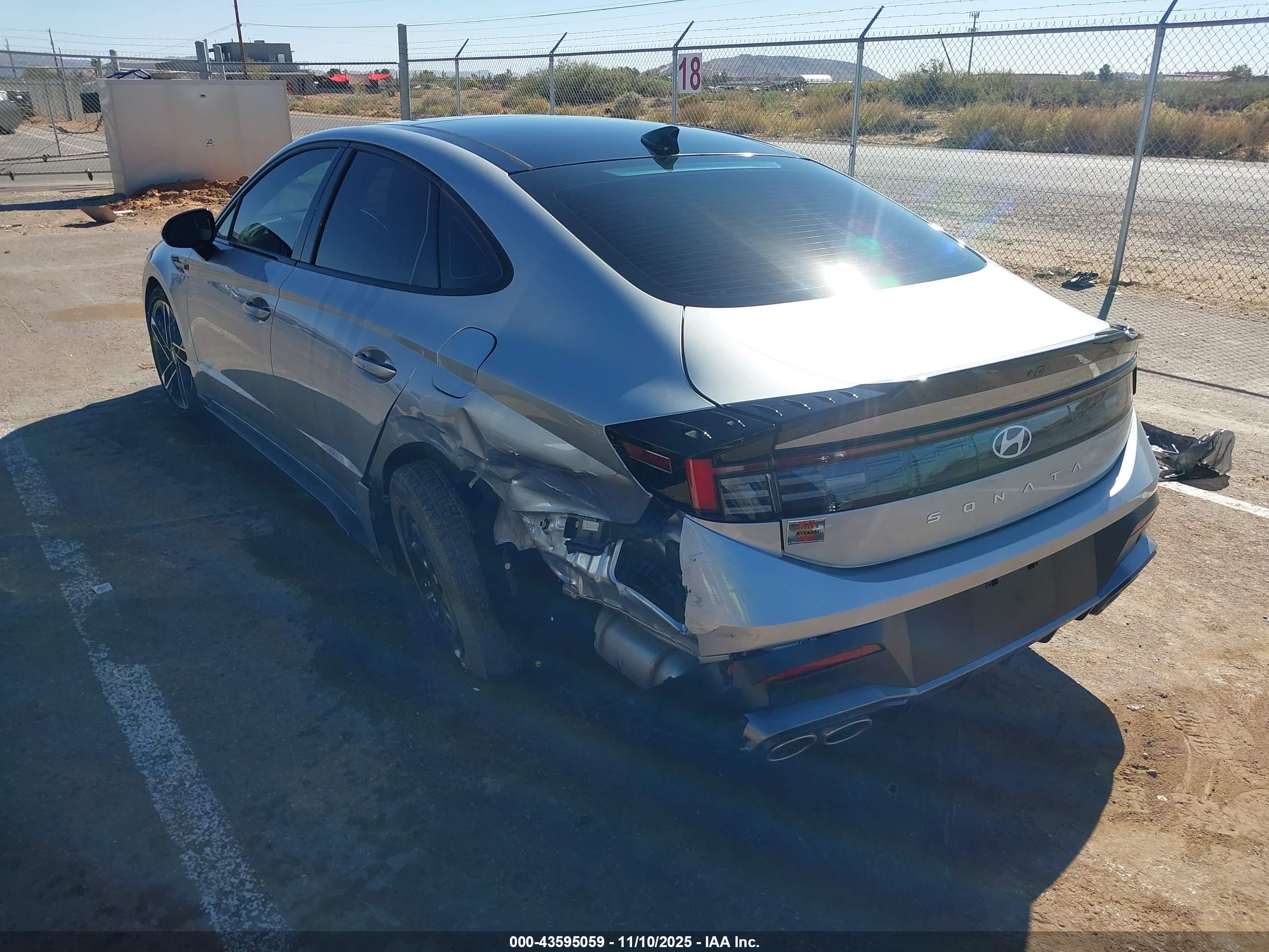 HYUNDAI SONATA image 3