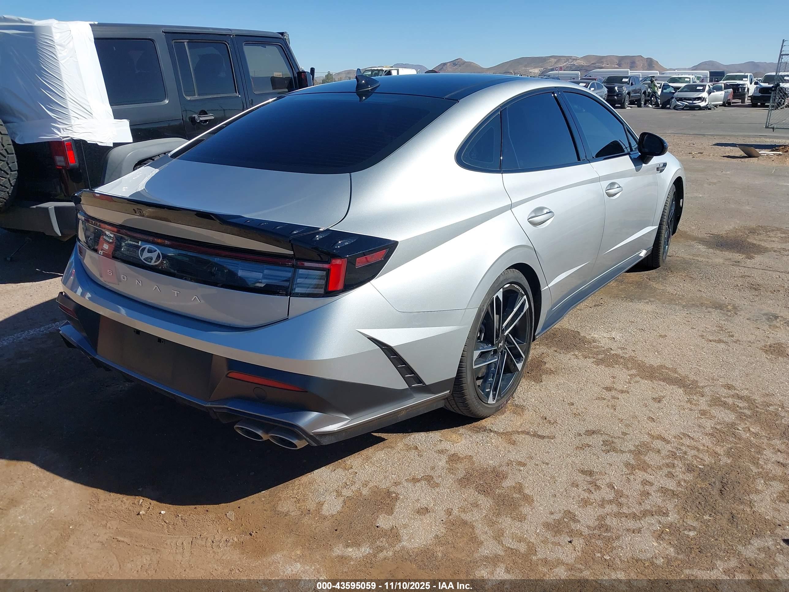 HYUNDAI SONATA image 4