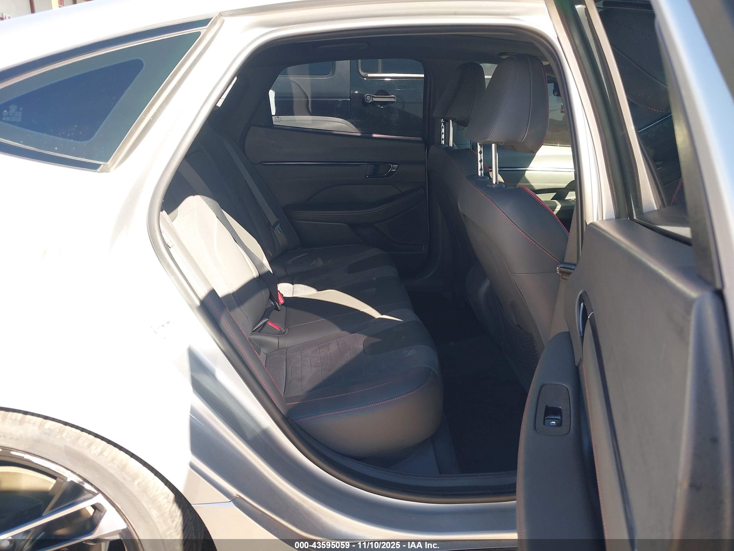HYUNDAI SONATA image 8