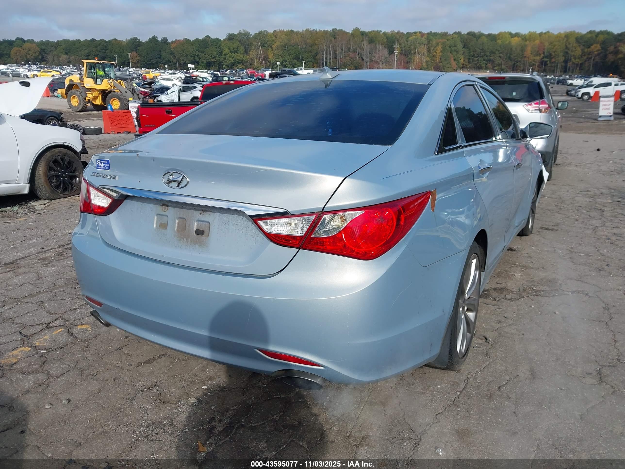 HYUNDAI SONATA image 4