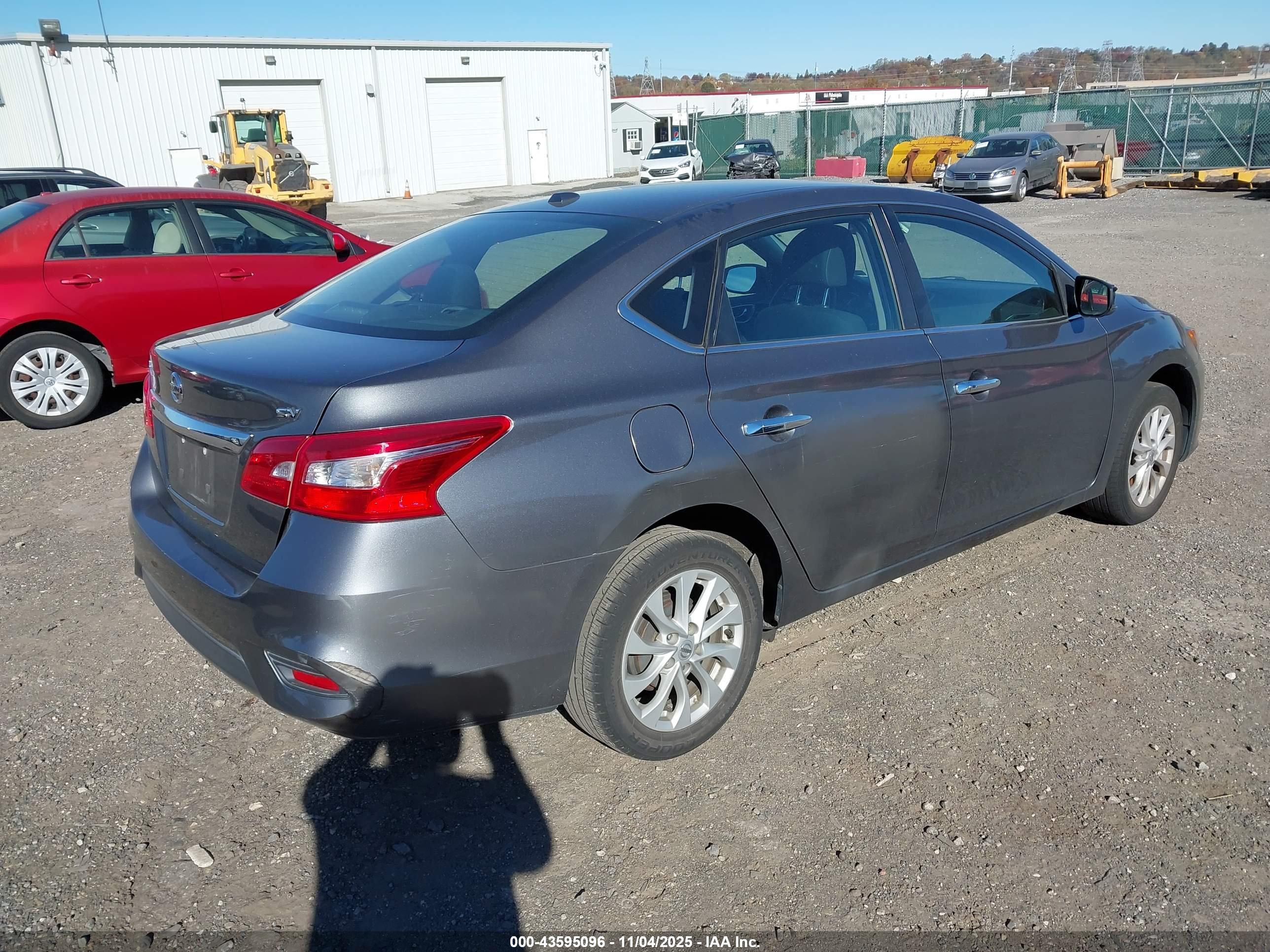 NISSAN SENTRA image 4