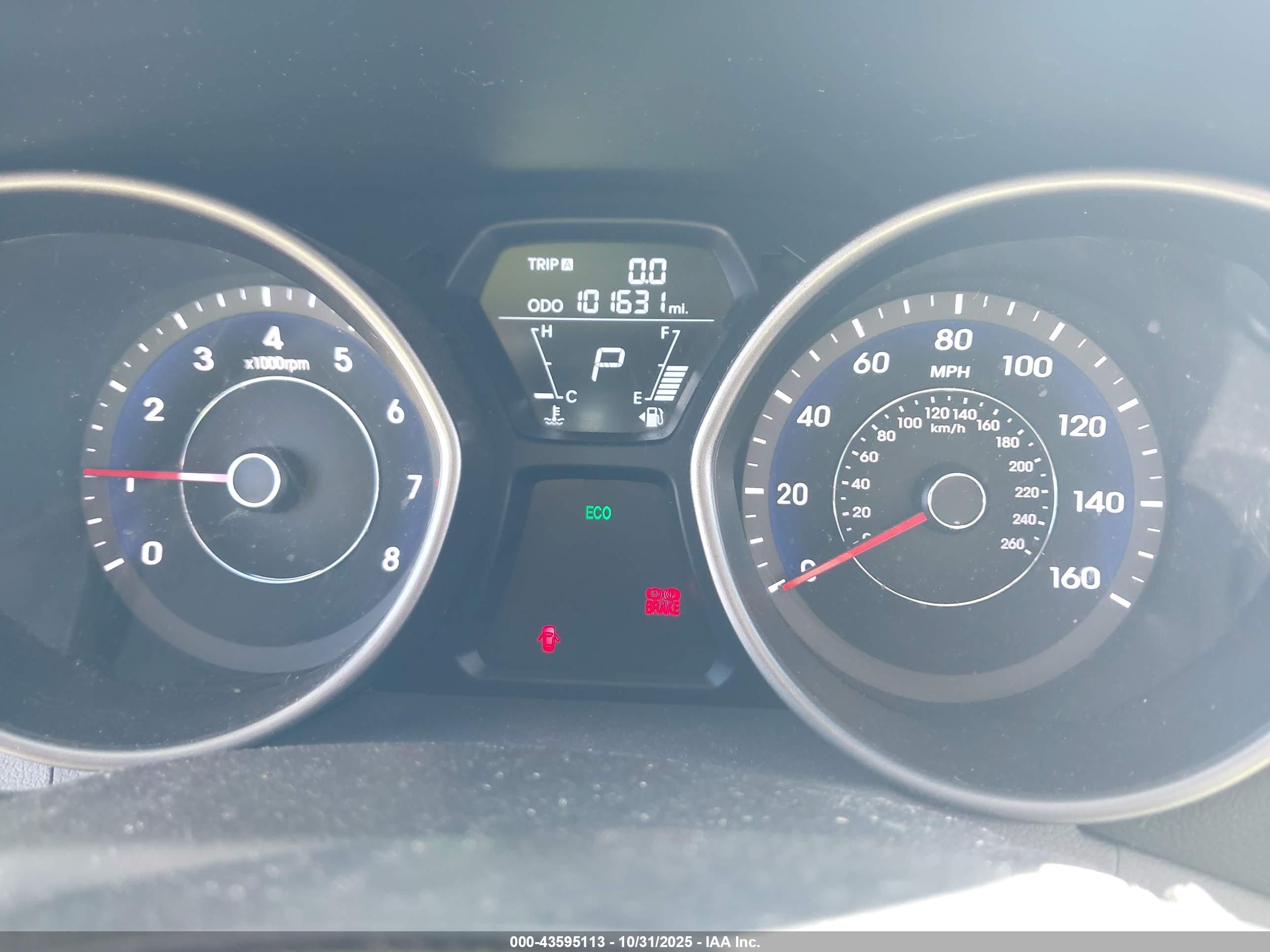 HYUNDAI ELANTRA image 7