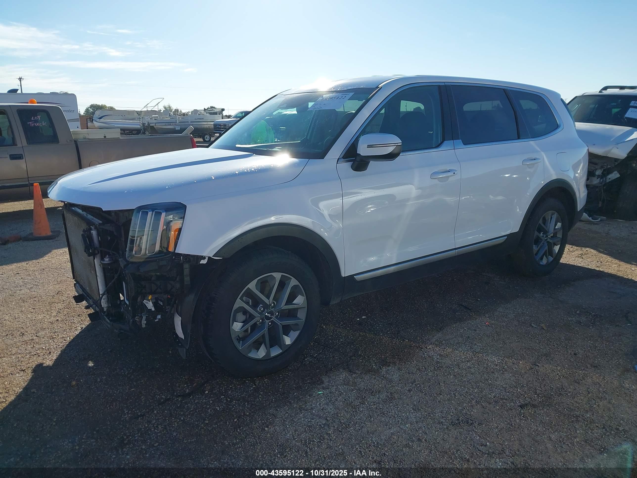 KIA TELLURIDE image 2