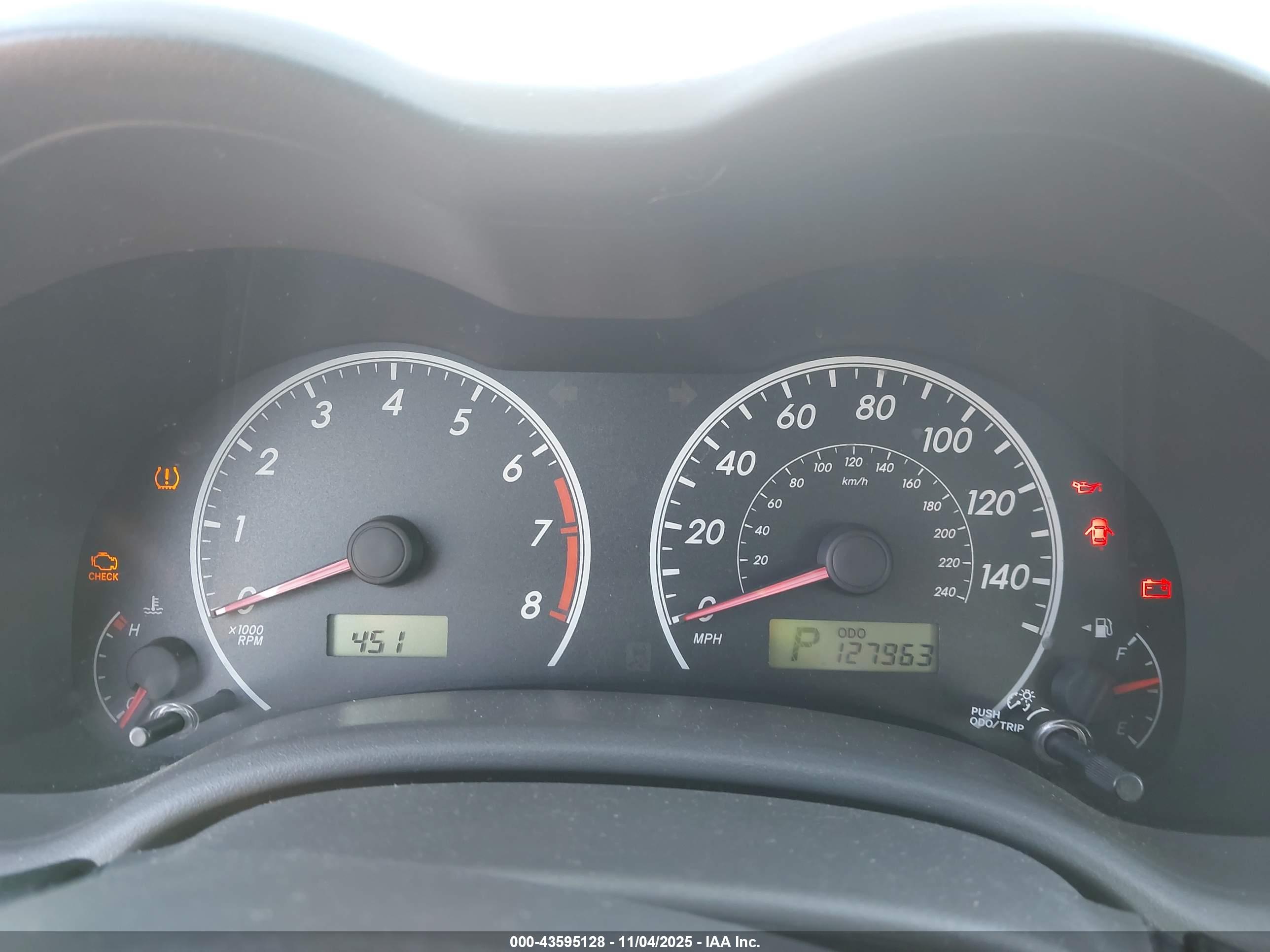 TOYOTA COROLLA image 7