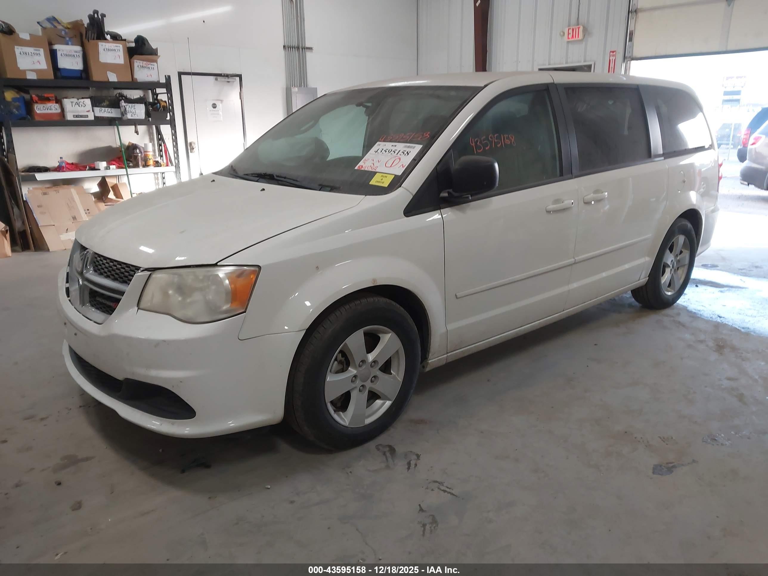 DODGE GRAND image 2