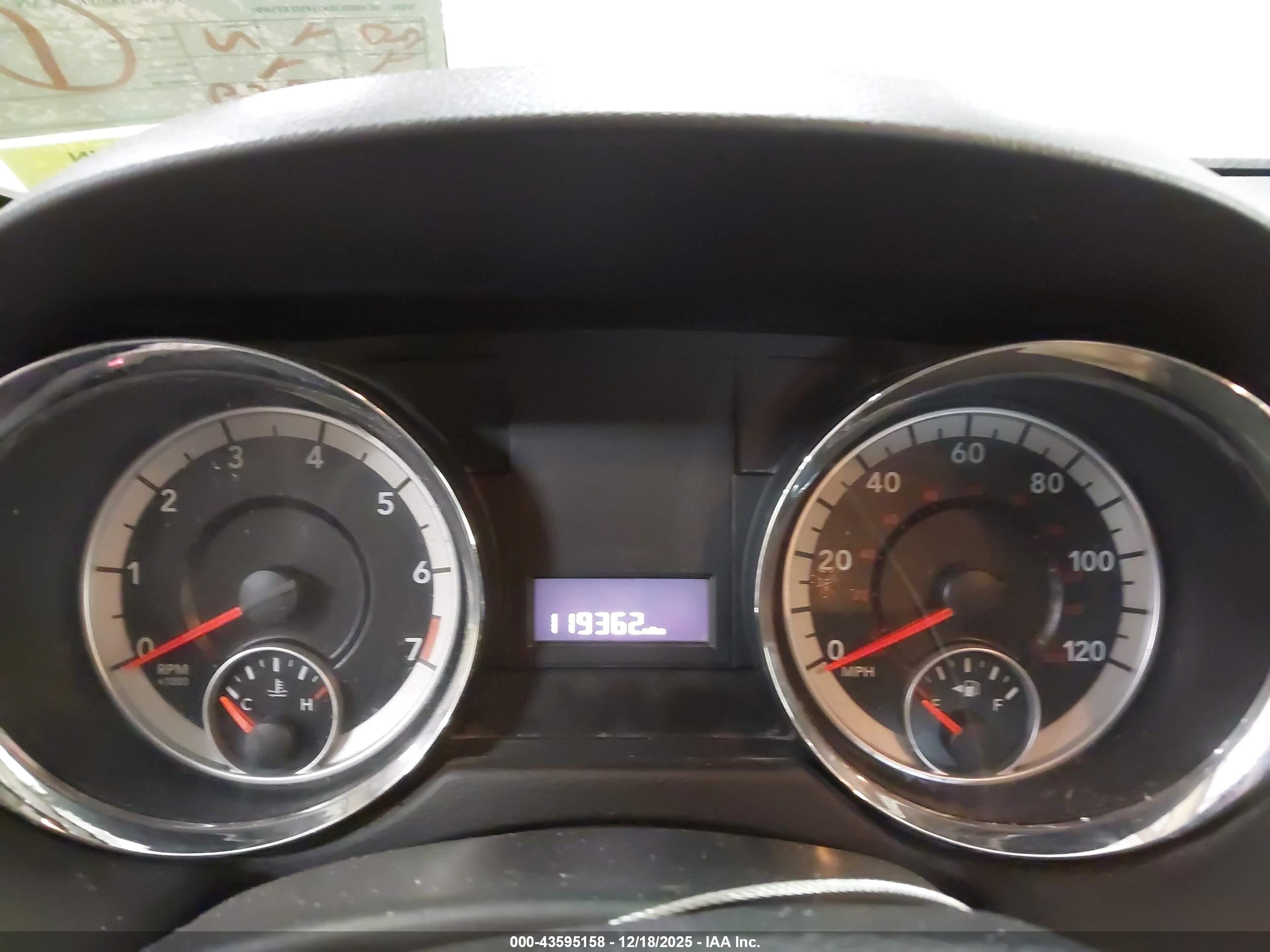 DODGE GRAND image 7