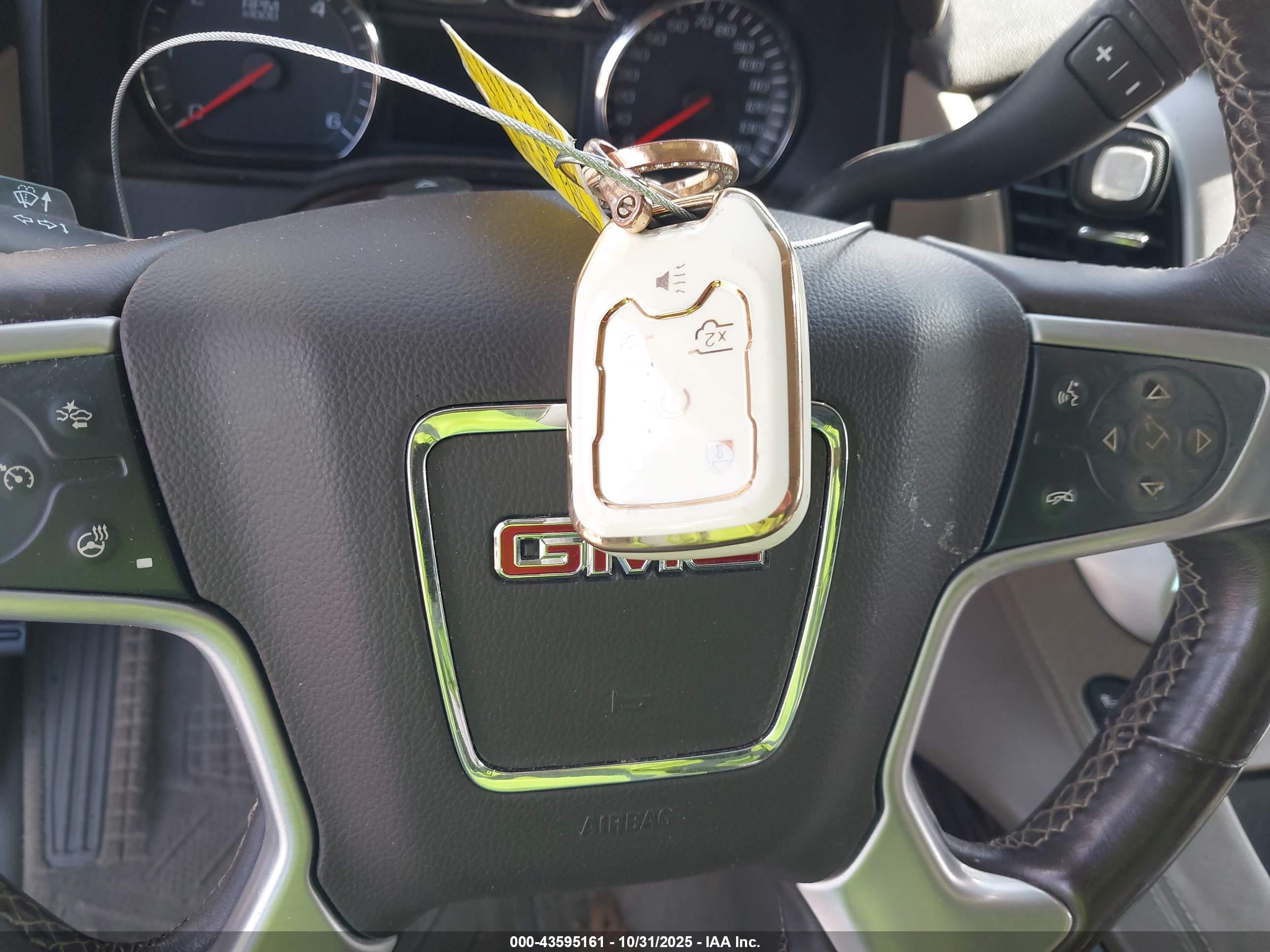 GMC YUKON image 11