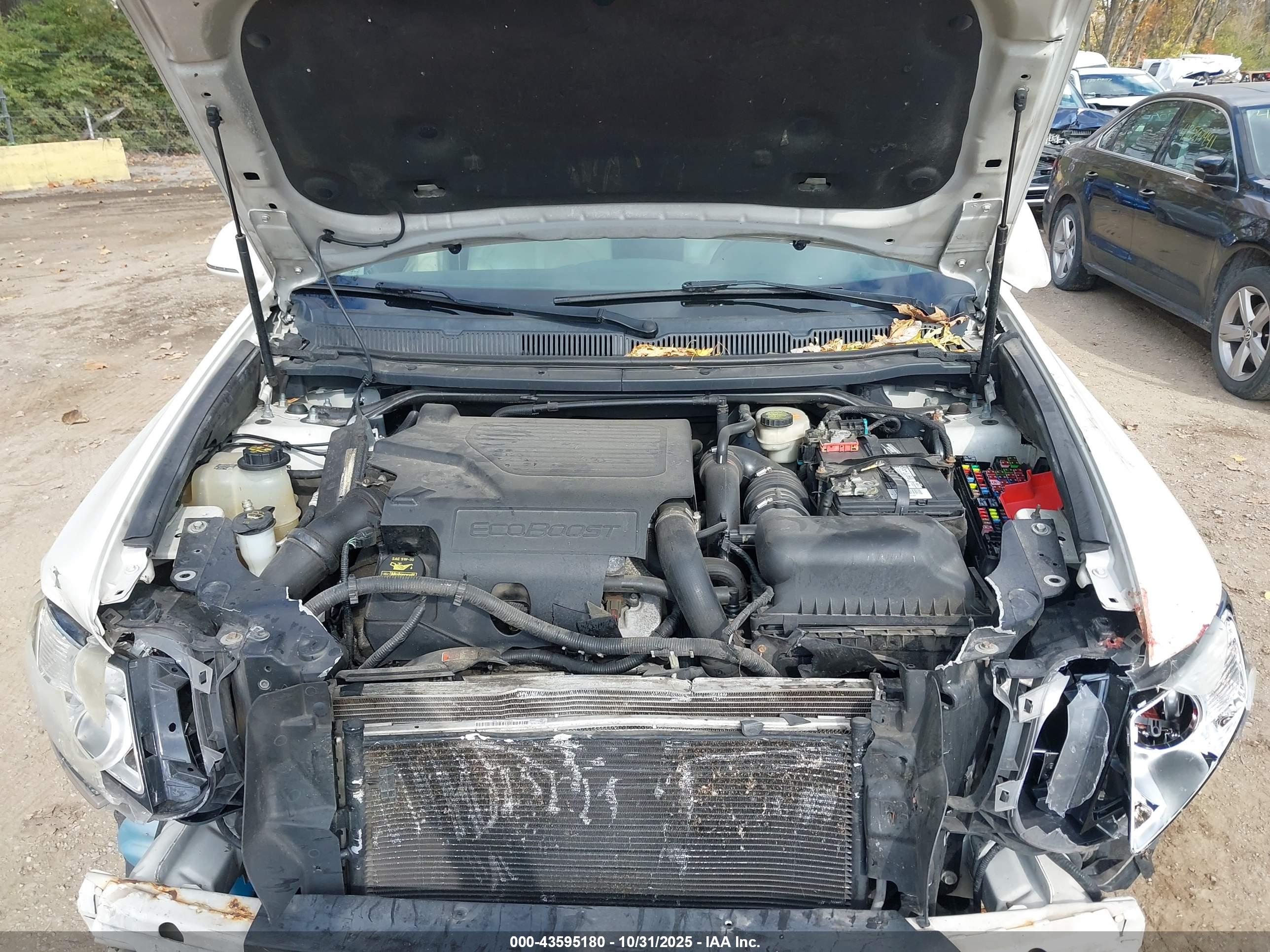LINCOLN MKT image 10