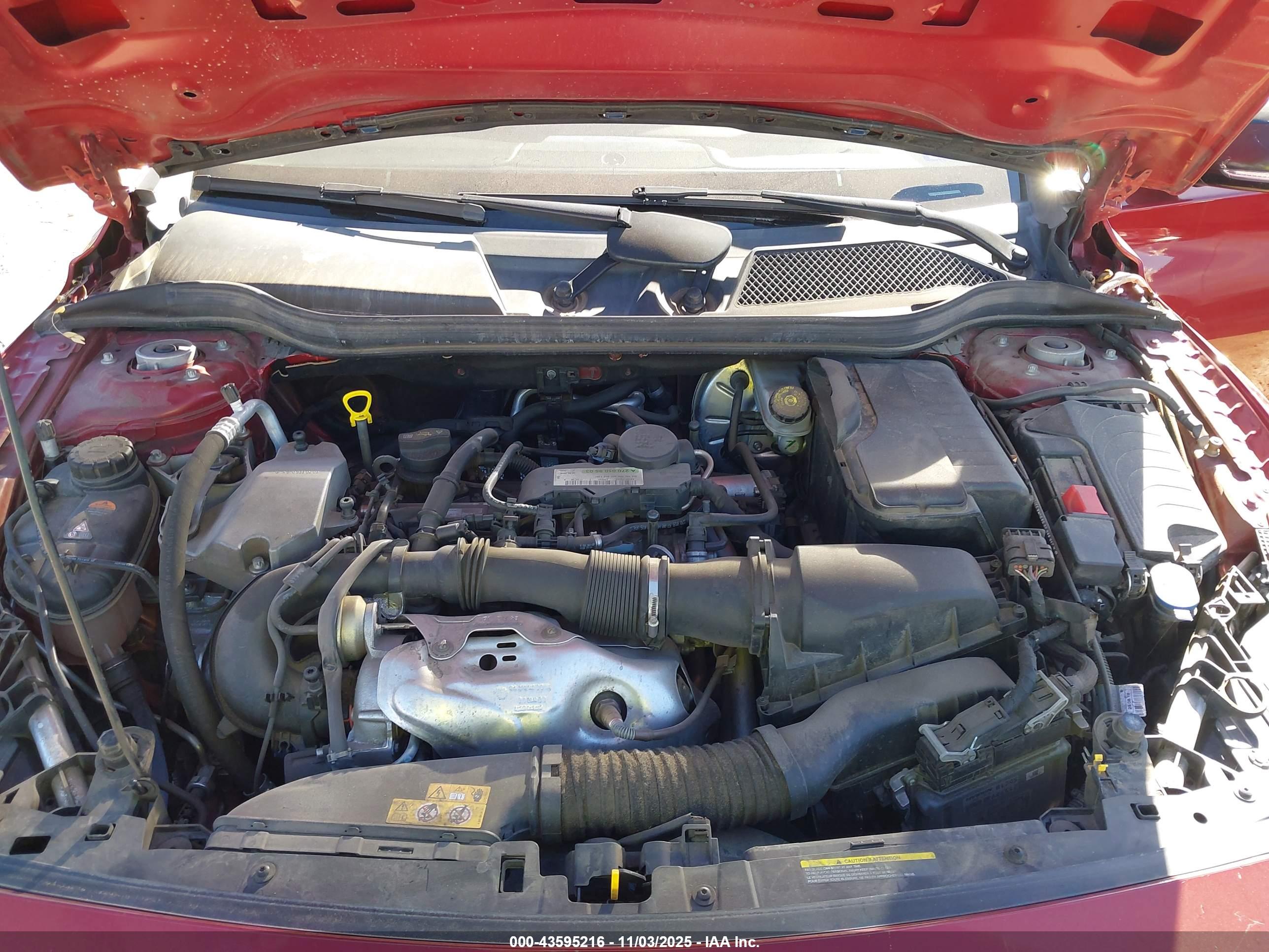 INFINITI QX30 image 10