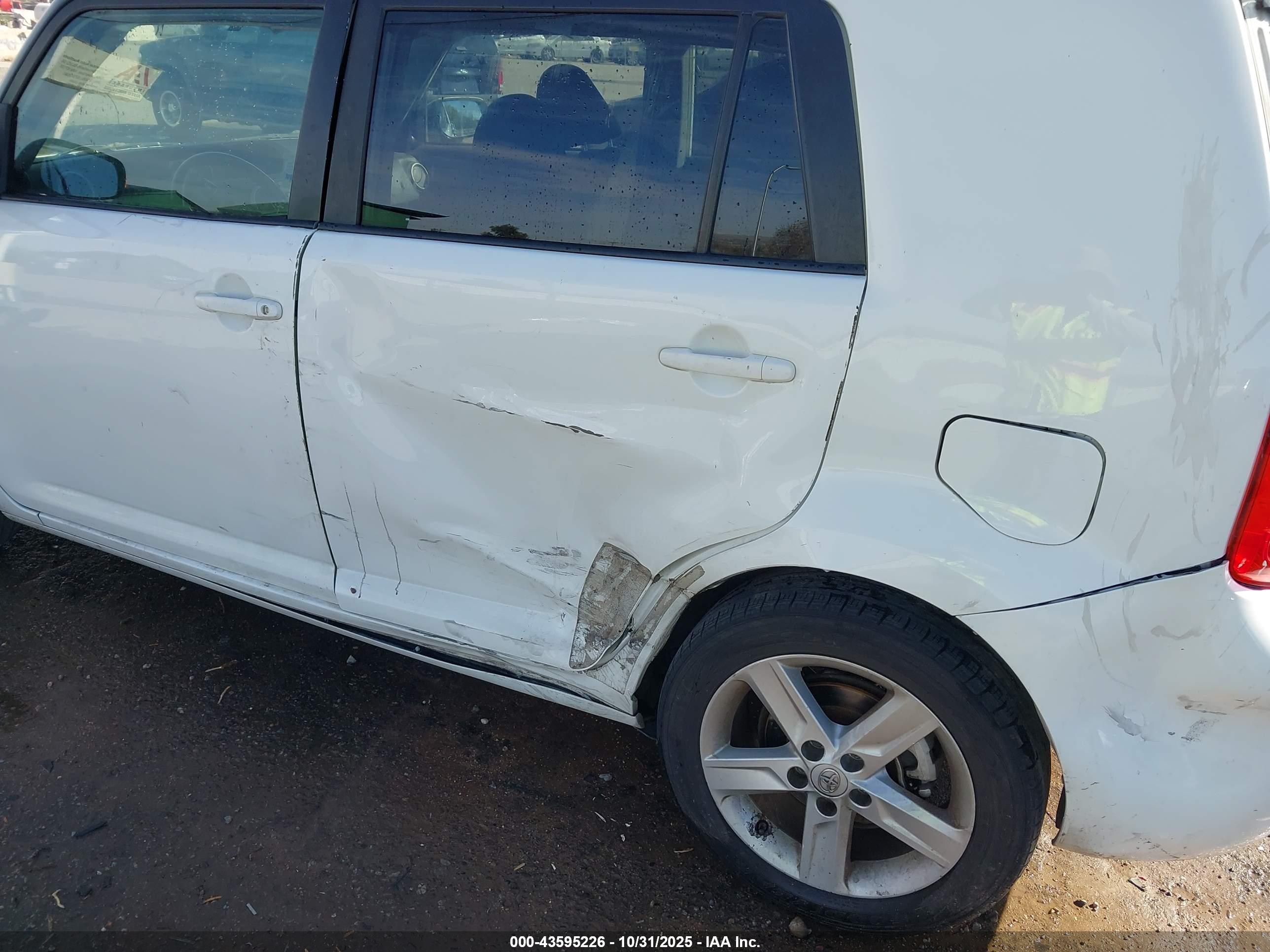 SCION XB image 6