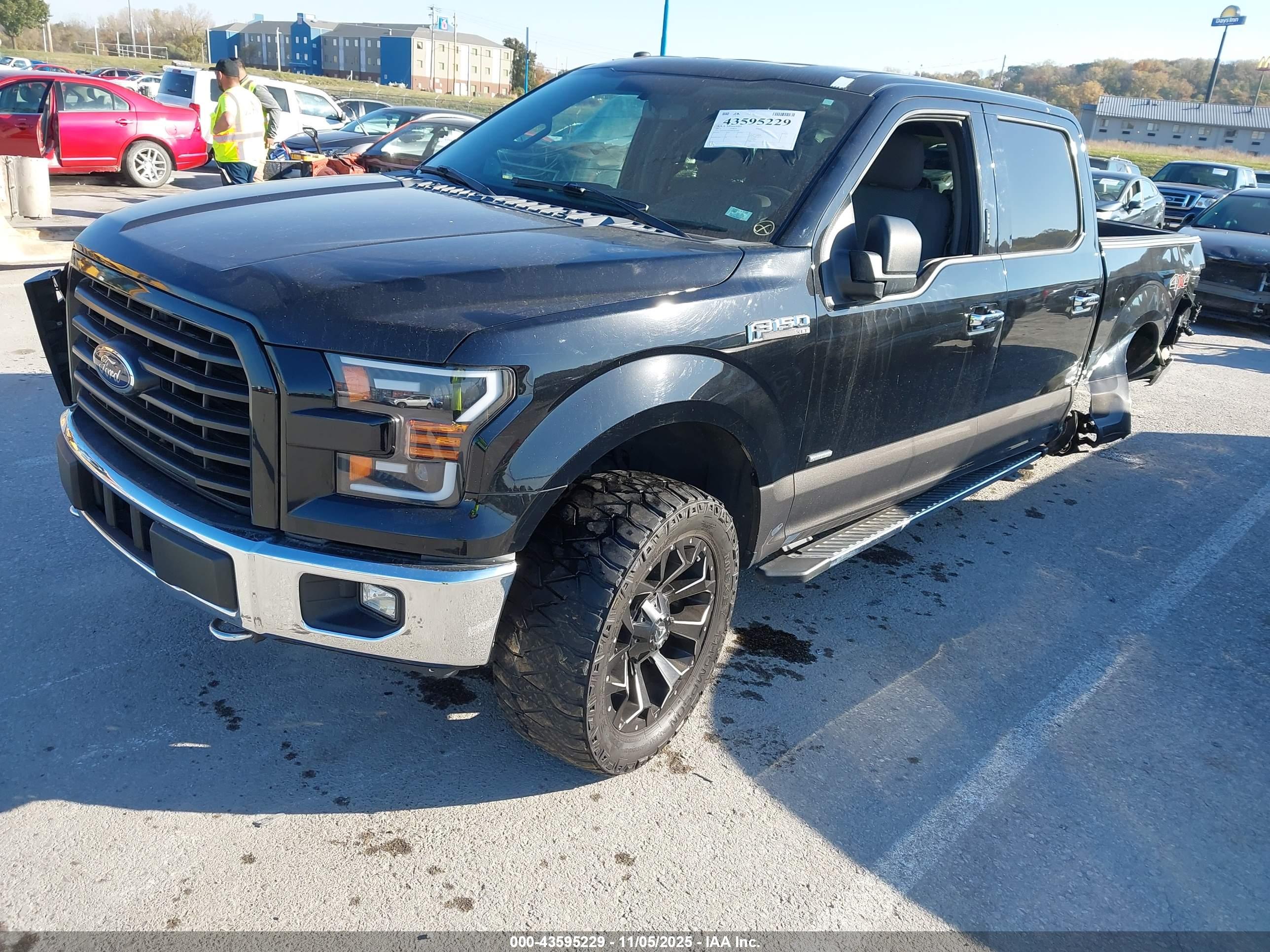 FORD F-150 image 2