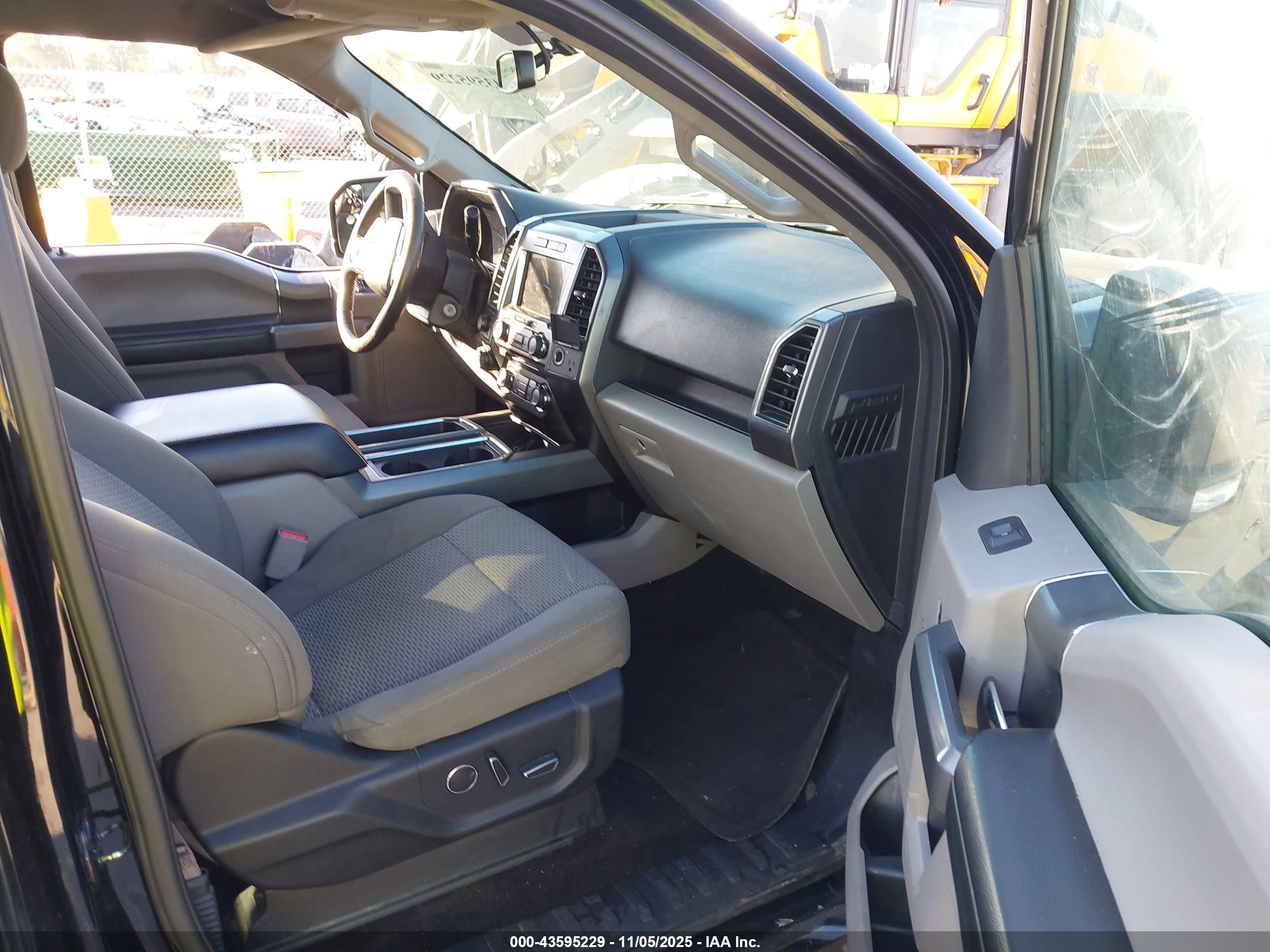 FORD F-150 image 5