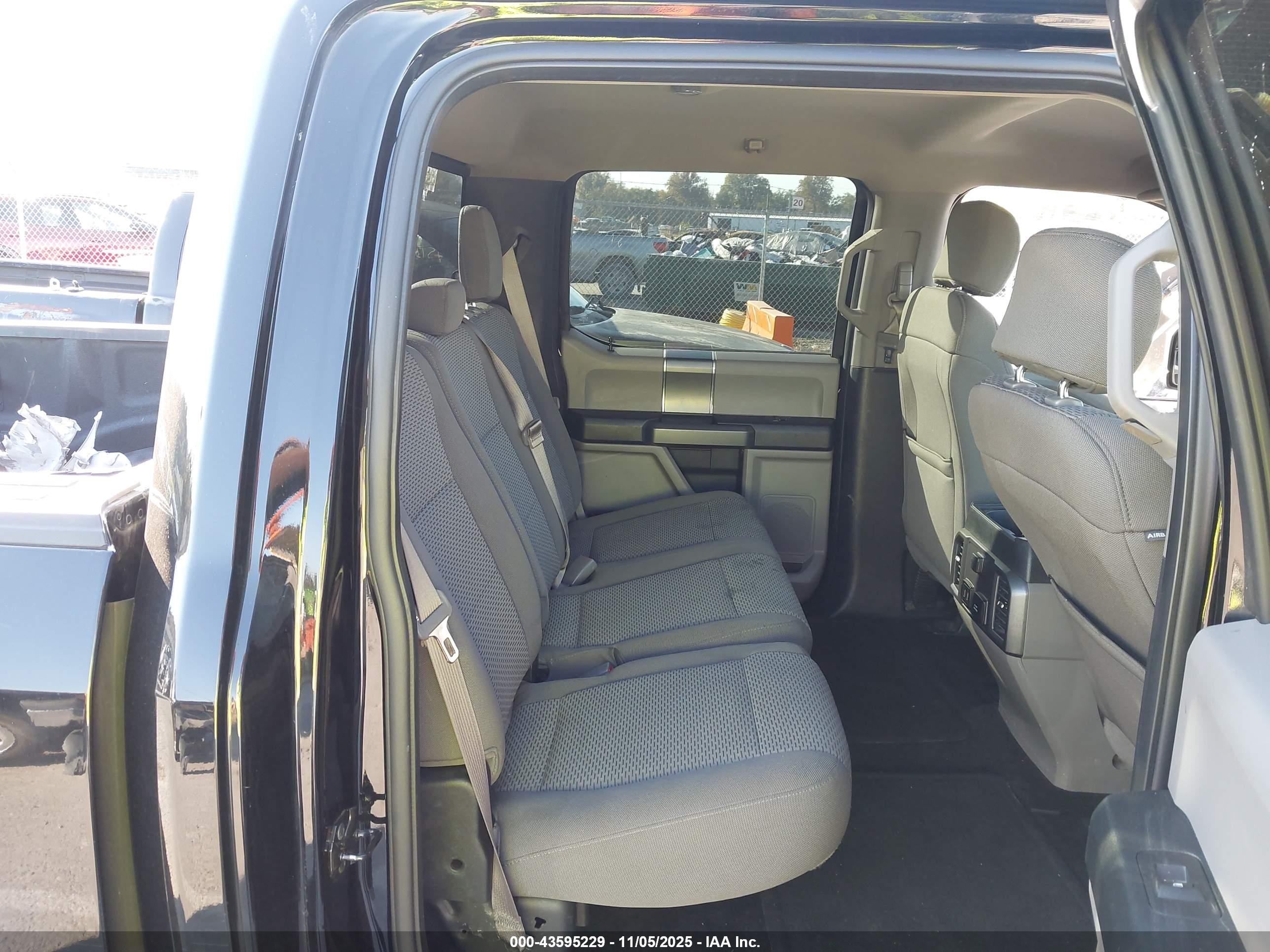FORD F-150 image 8