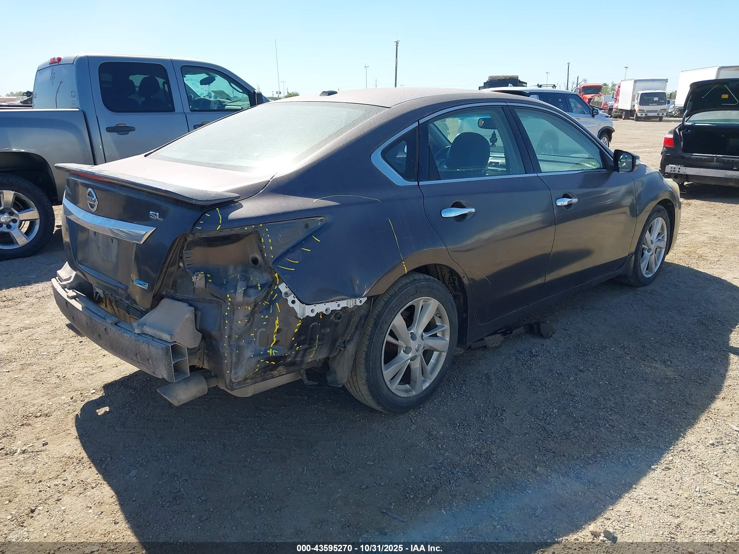 NISSAN ALTIMA image 4