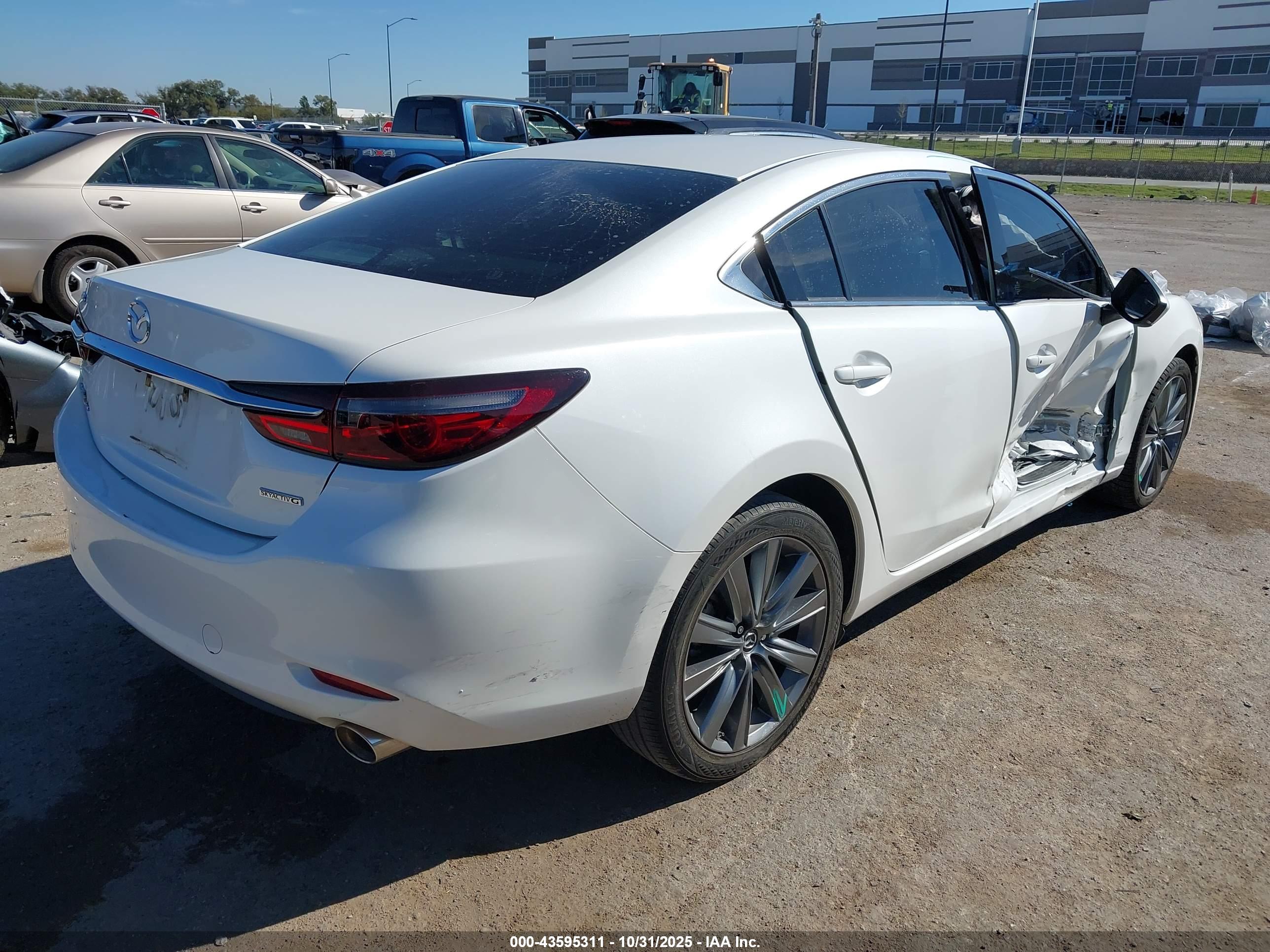 MAZDA MAZDA6 image 4