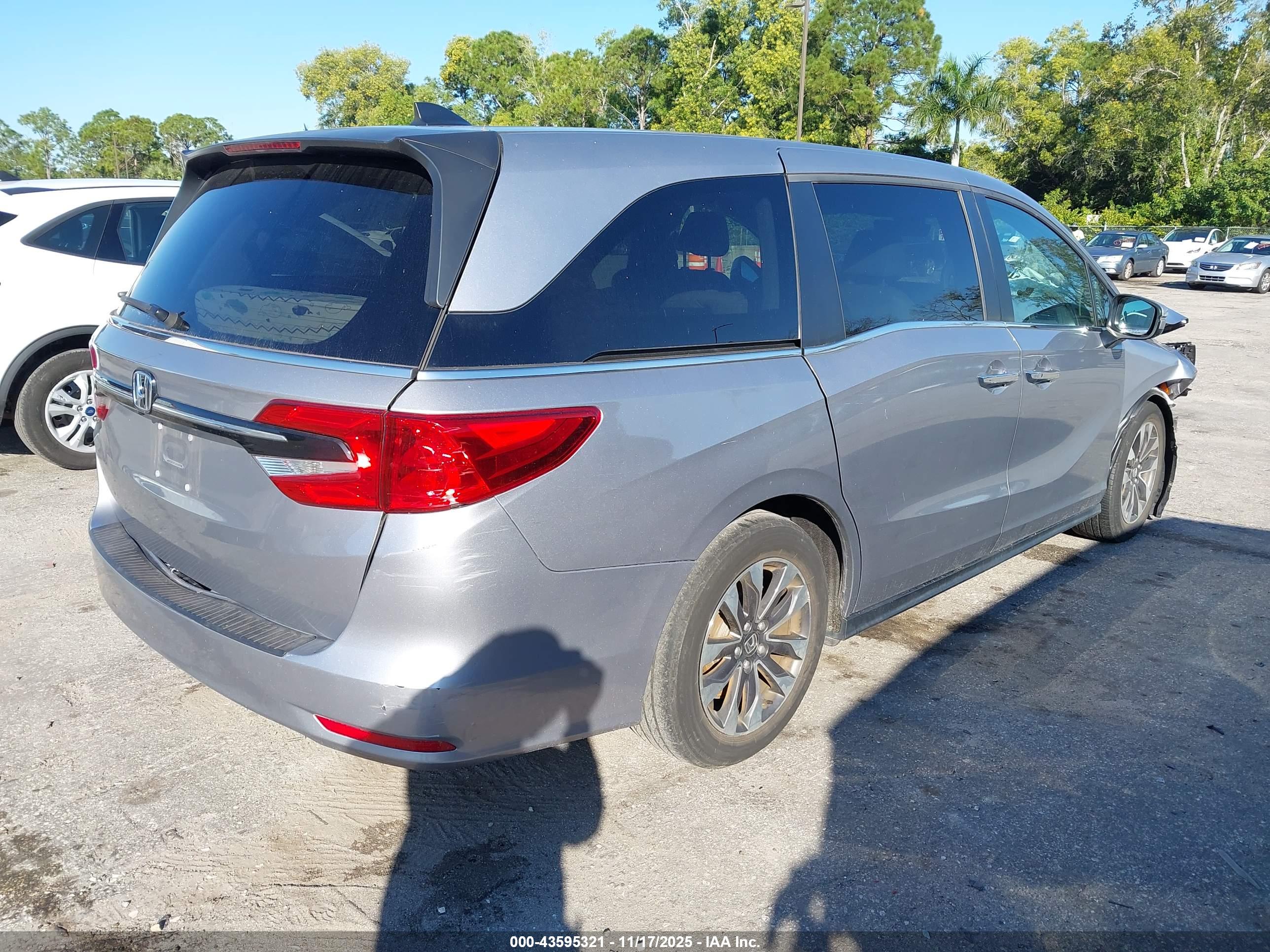 HONDA ODYSSEY image 4