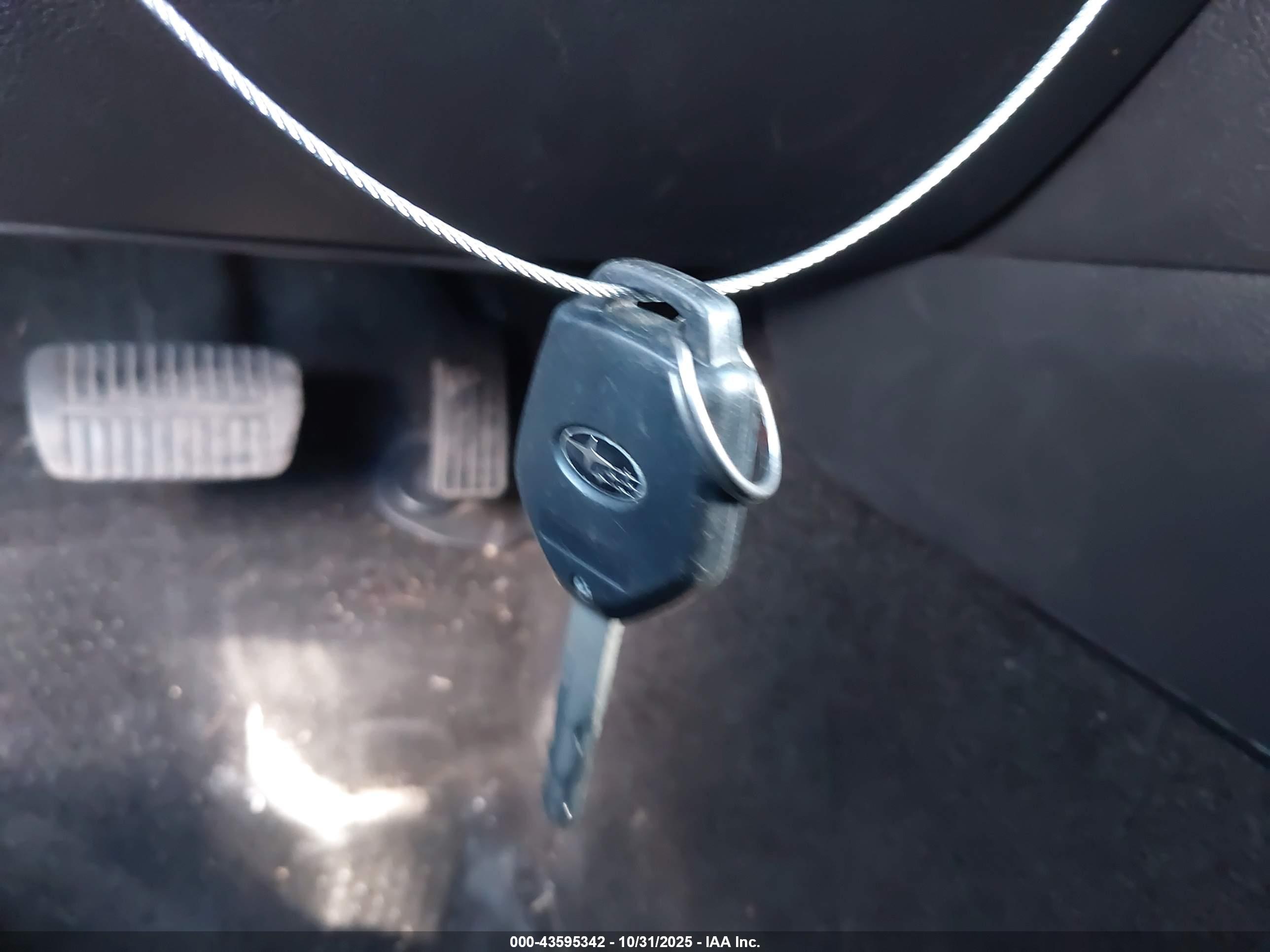 SUBARU OUTBACK image 11