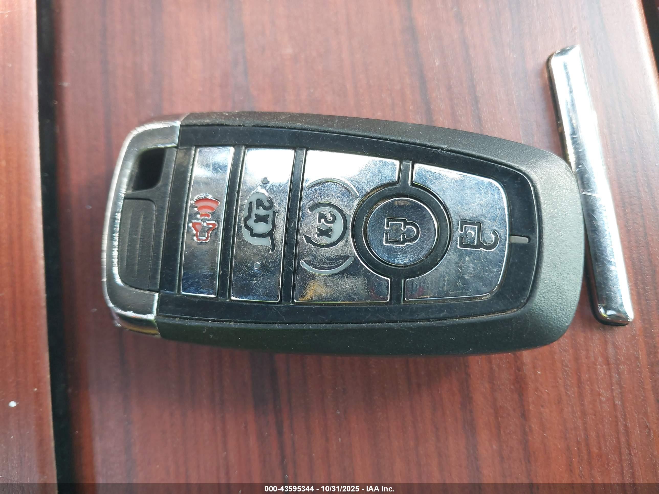LINCOLN NAVIGATOR image 11