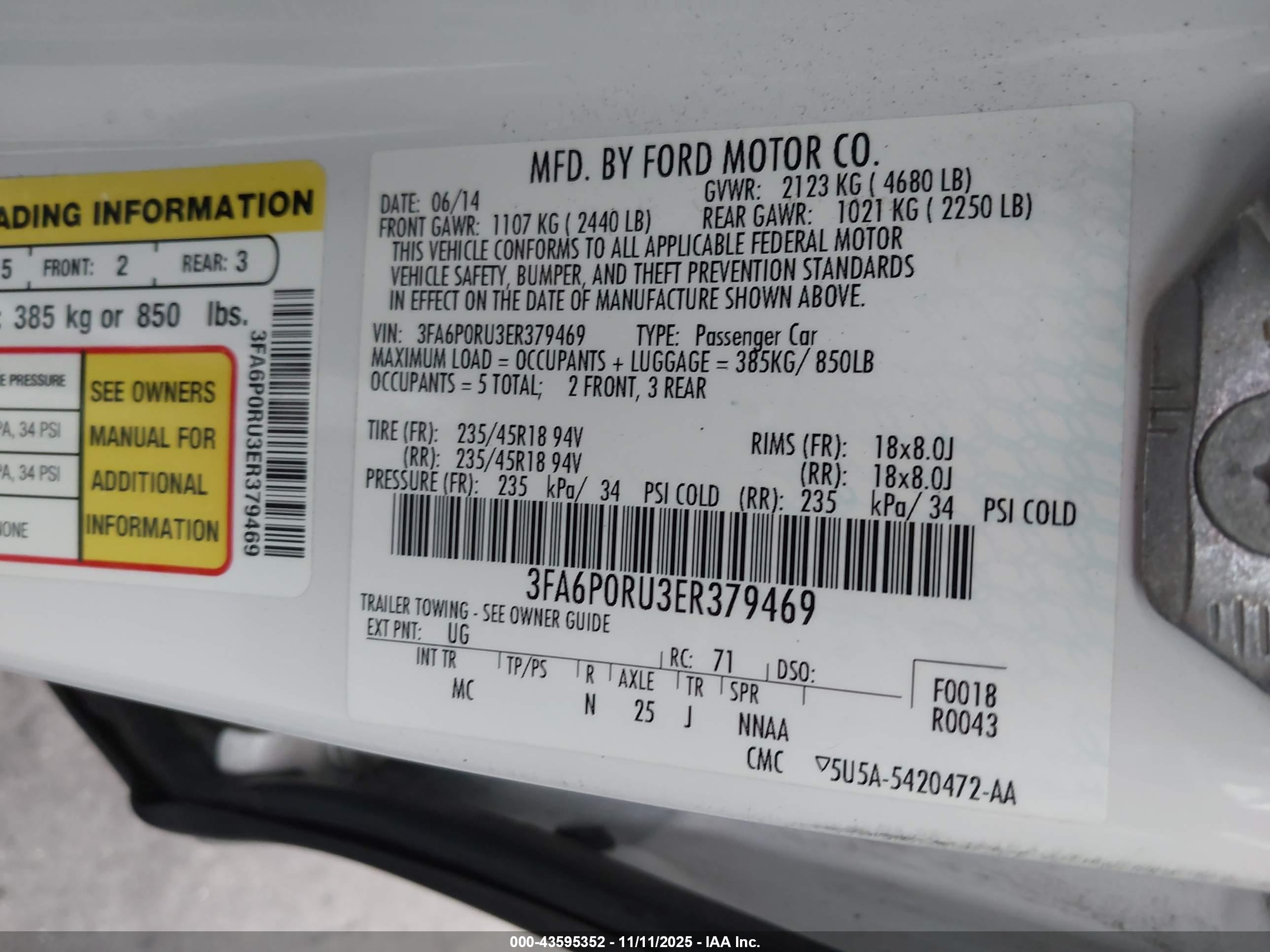 FORD FUSION image 9