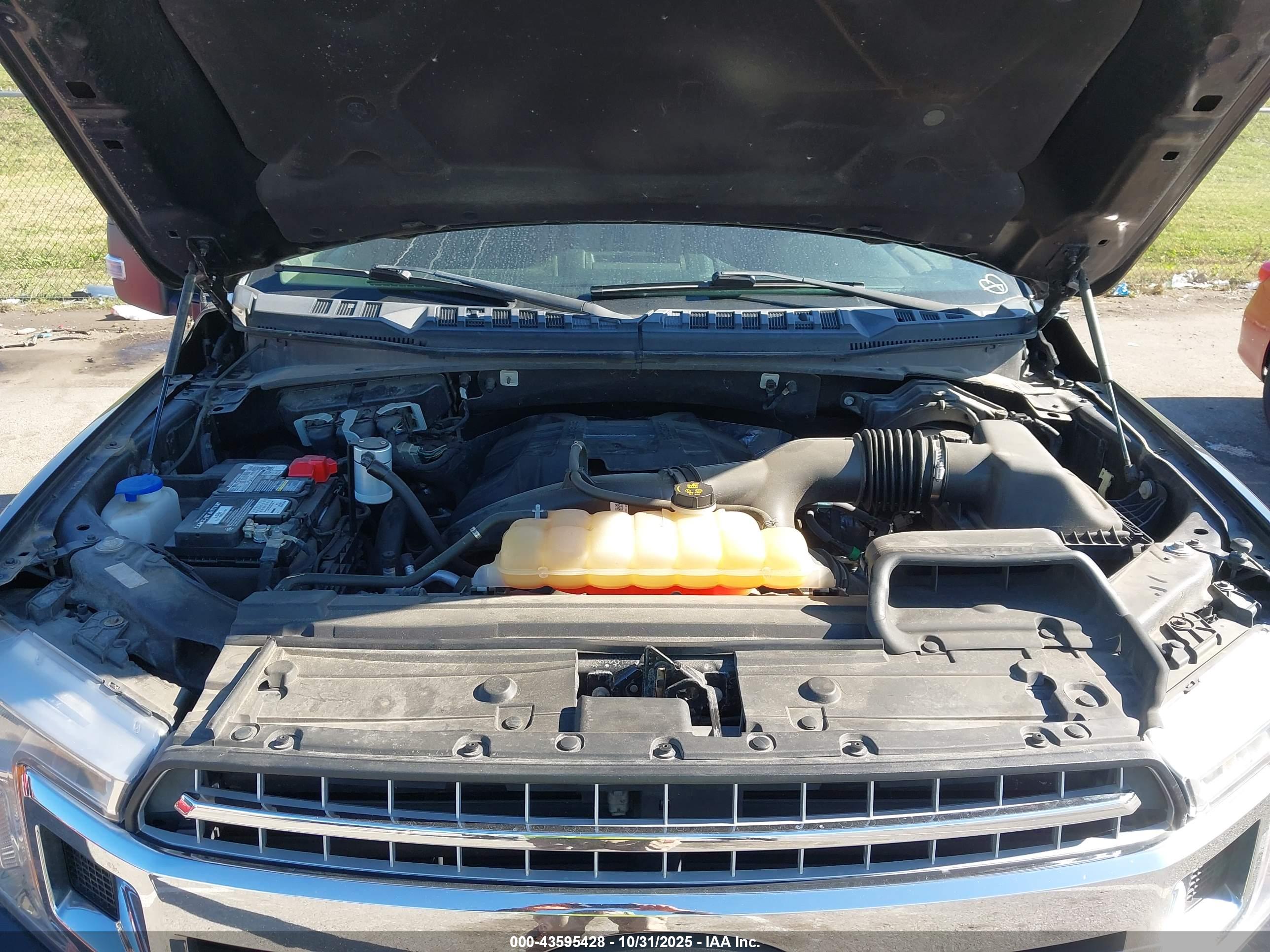 FORD F-150 image 10