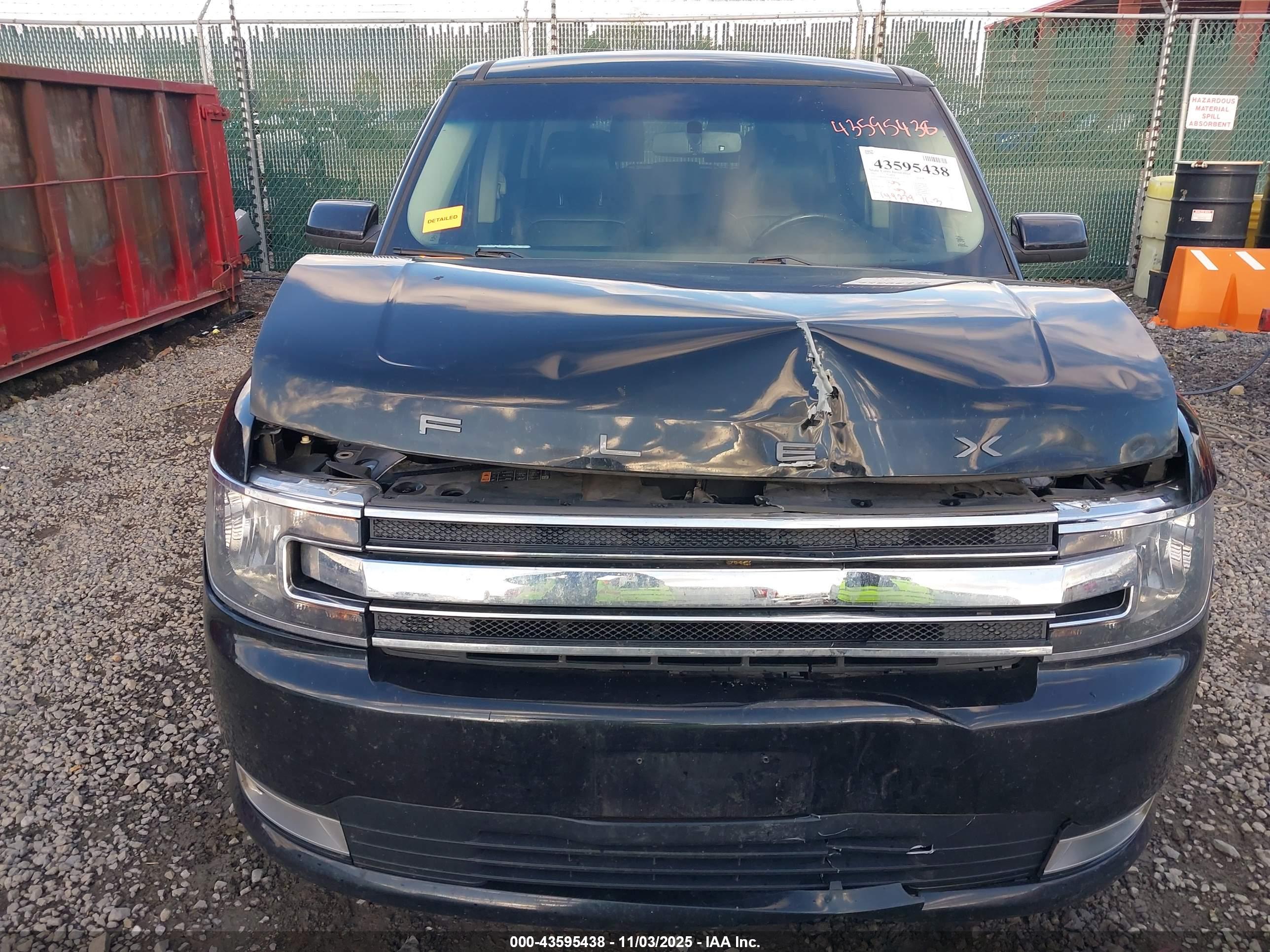 FORD FLEX image 6