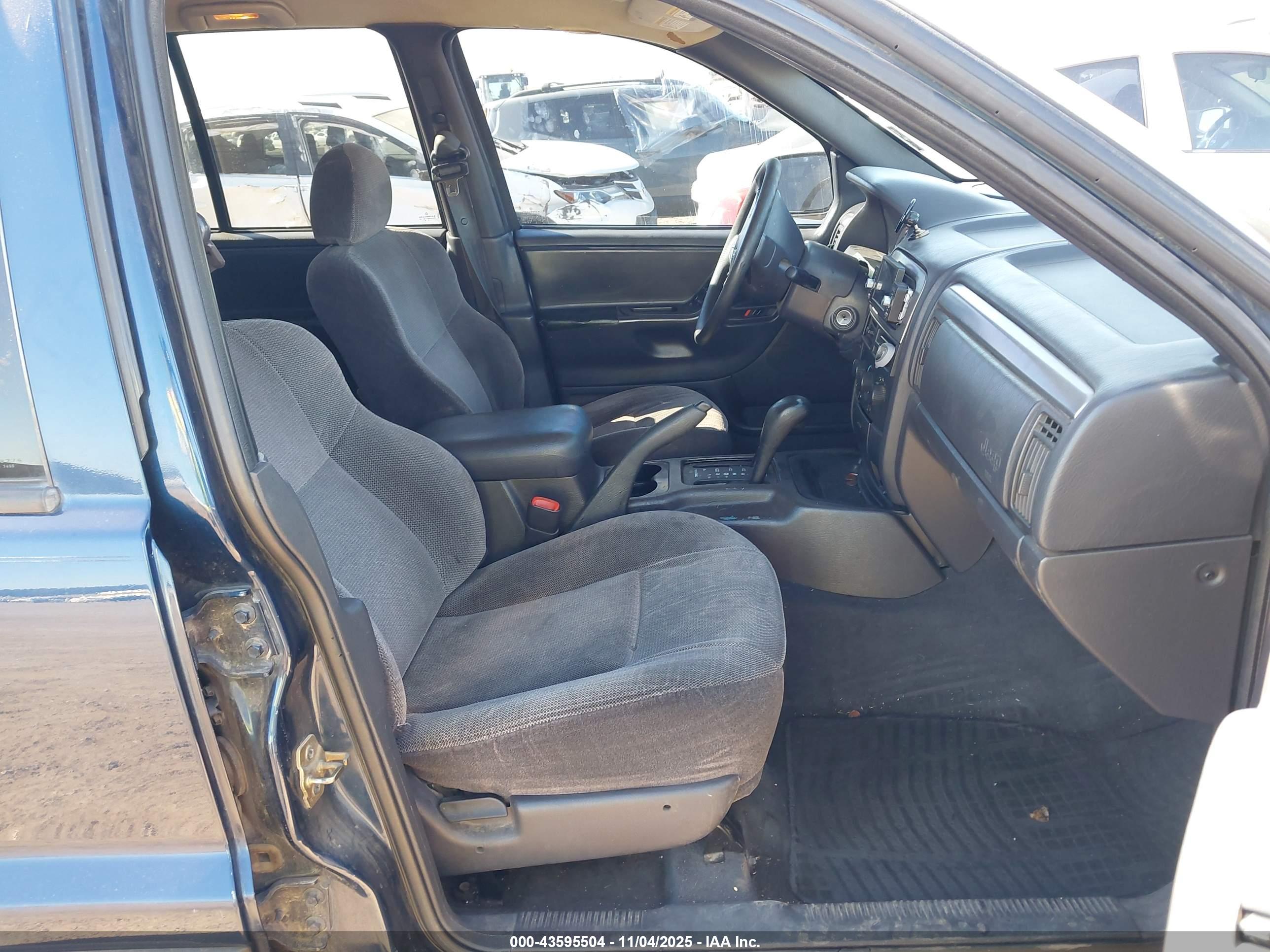 JEEP GRAND image 5