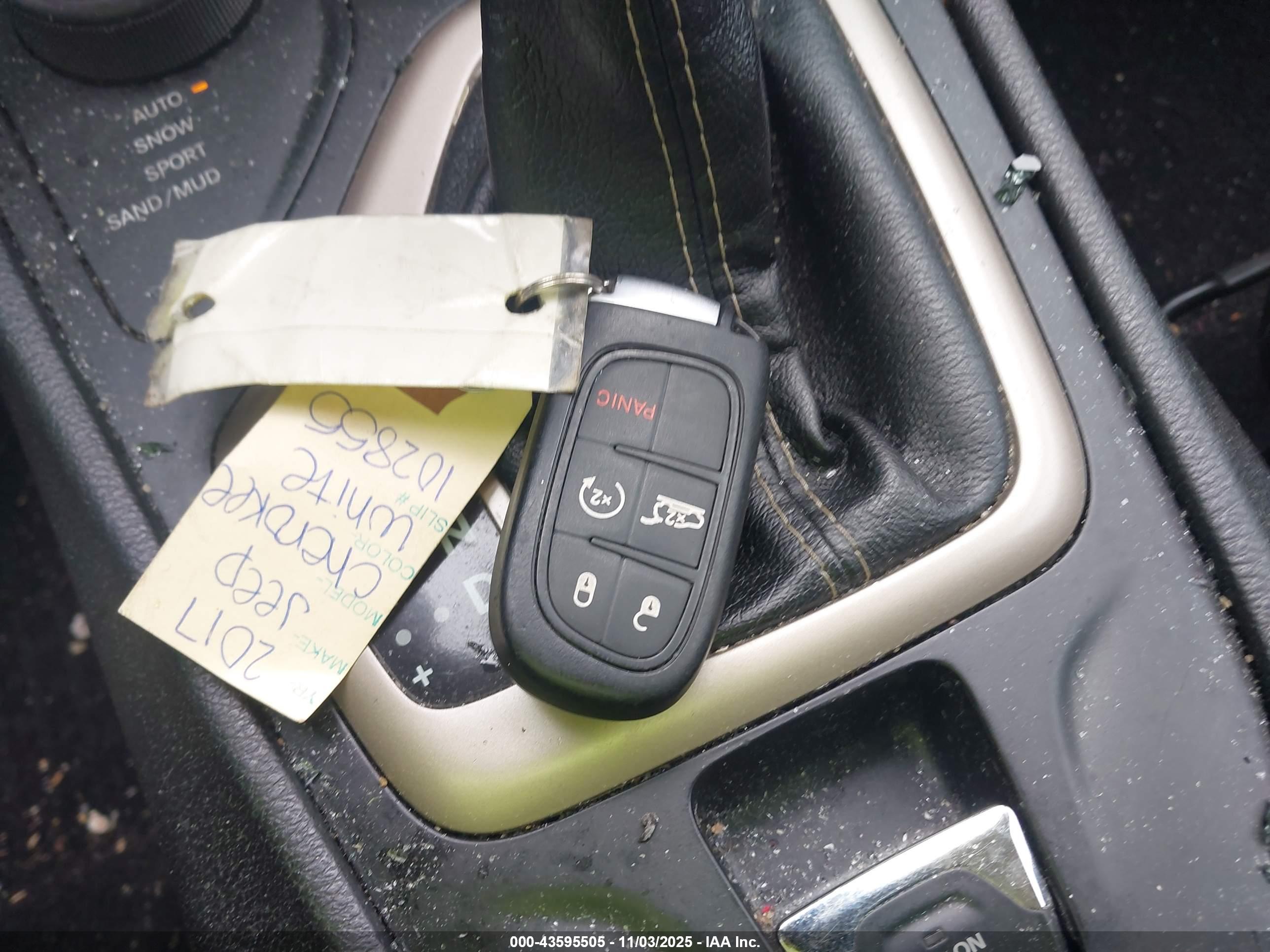 JEEP CHEROKEE image 11