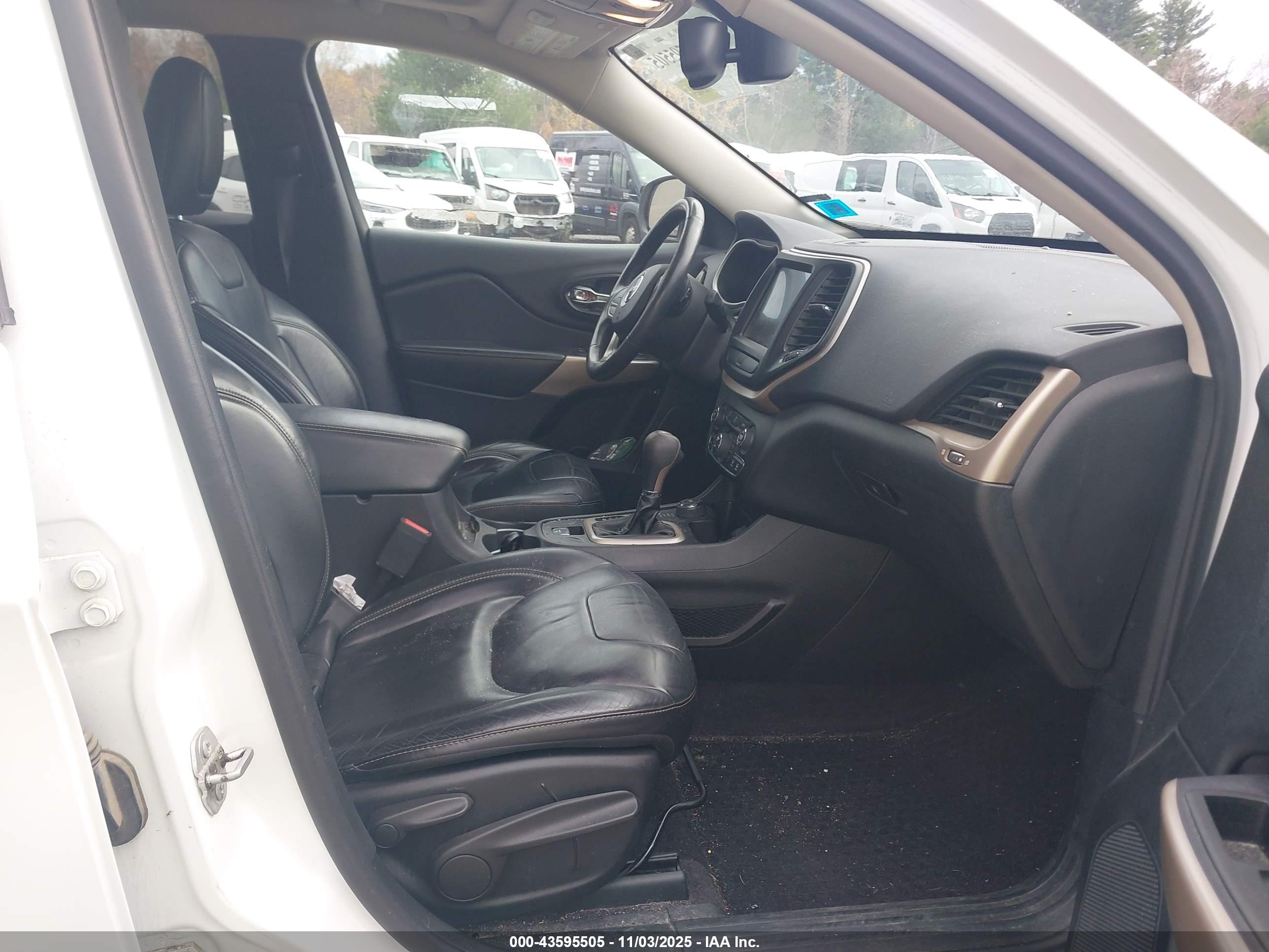 JEEP CHEROKEE image 5