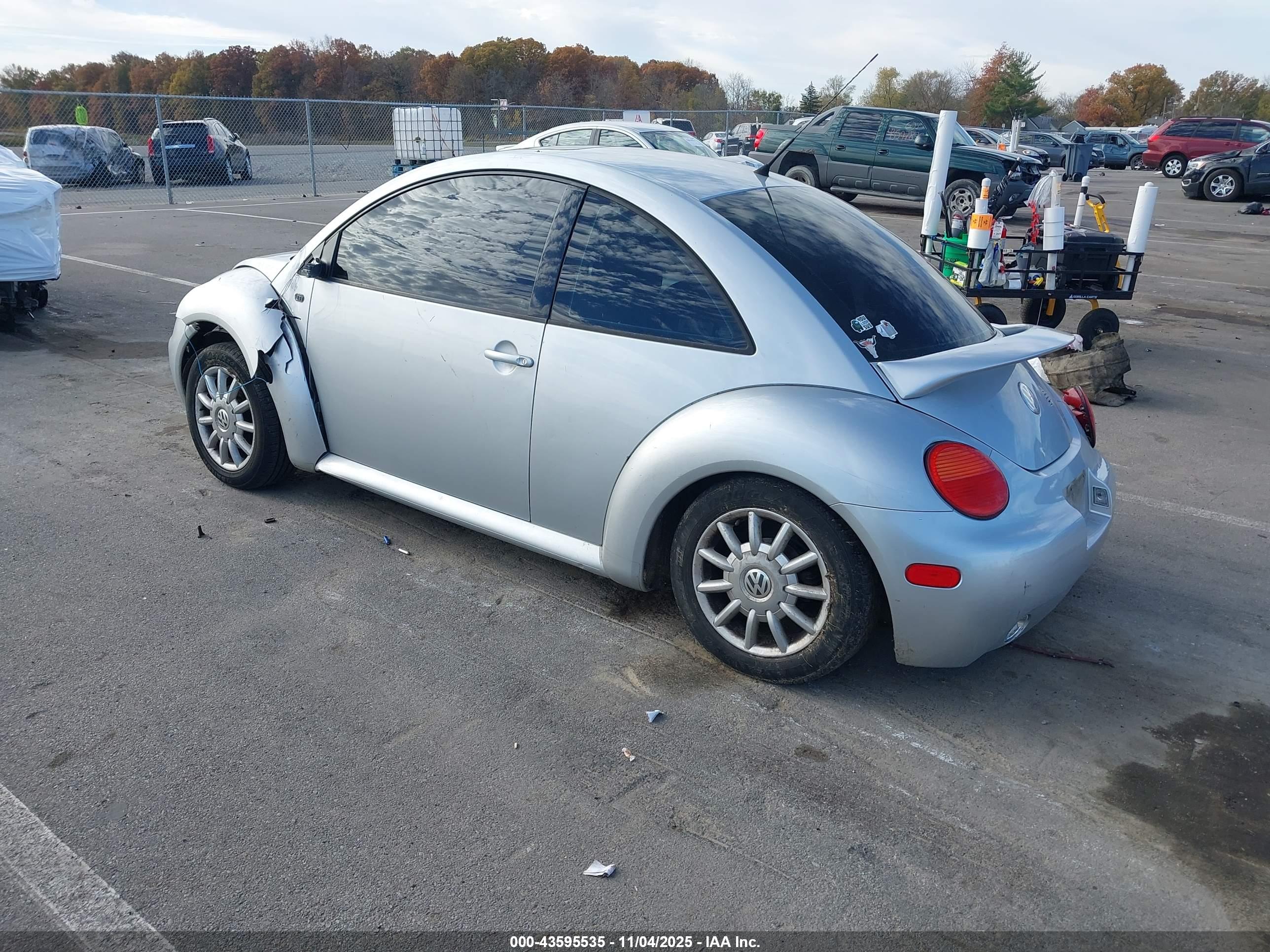 VOLKSWAGEN NEW image 3