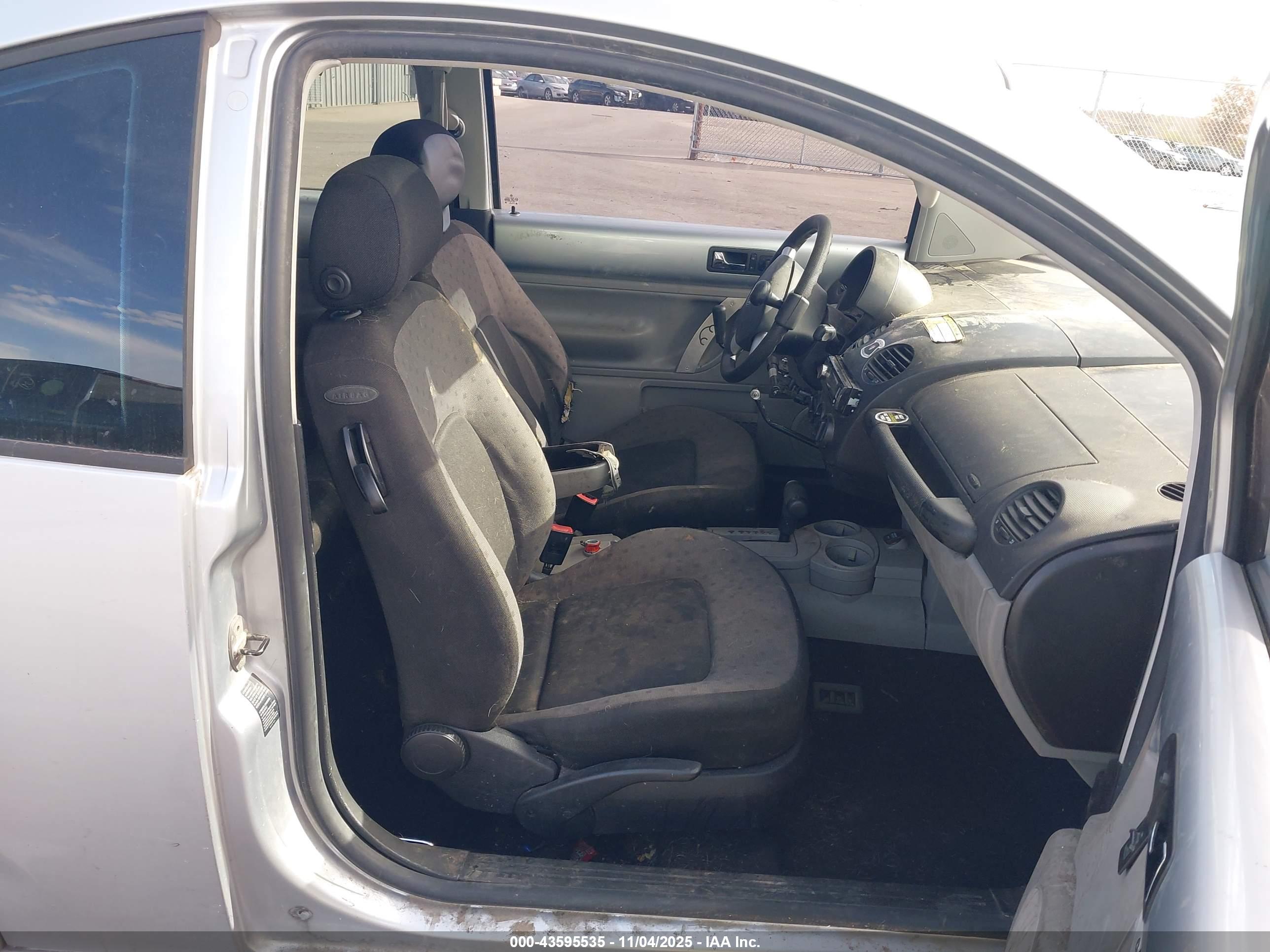 VOLKSWAGEN NEW image 5