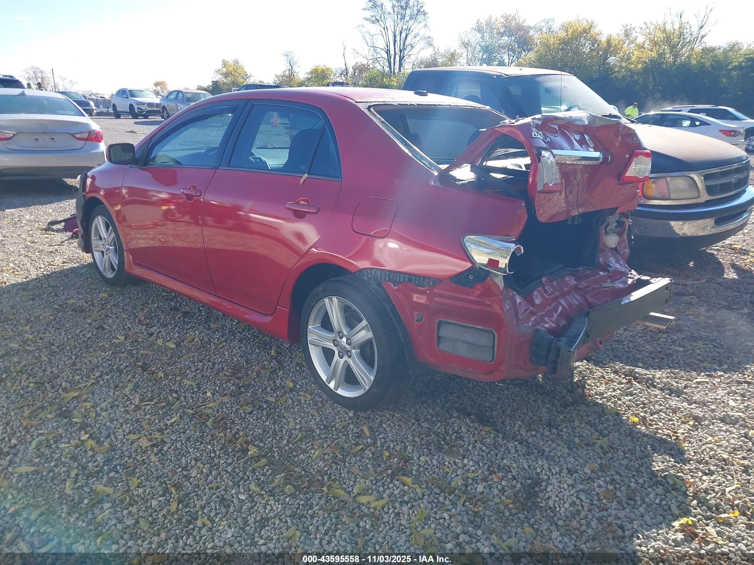 TOYOTA COROLLA image 3