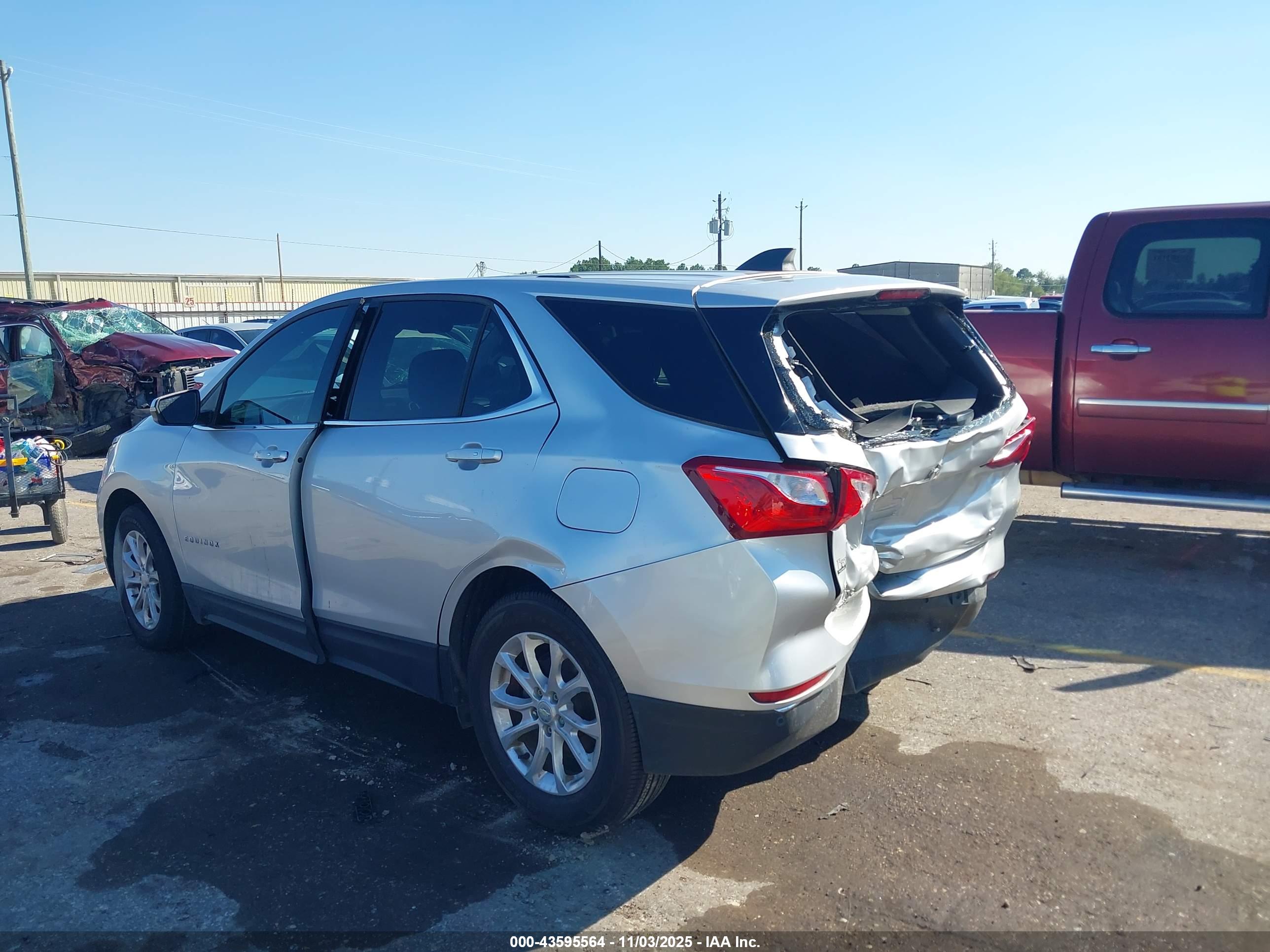 CHEVROLET EQUINOX image 3