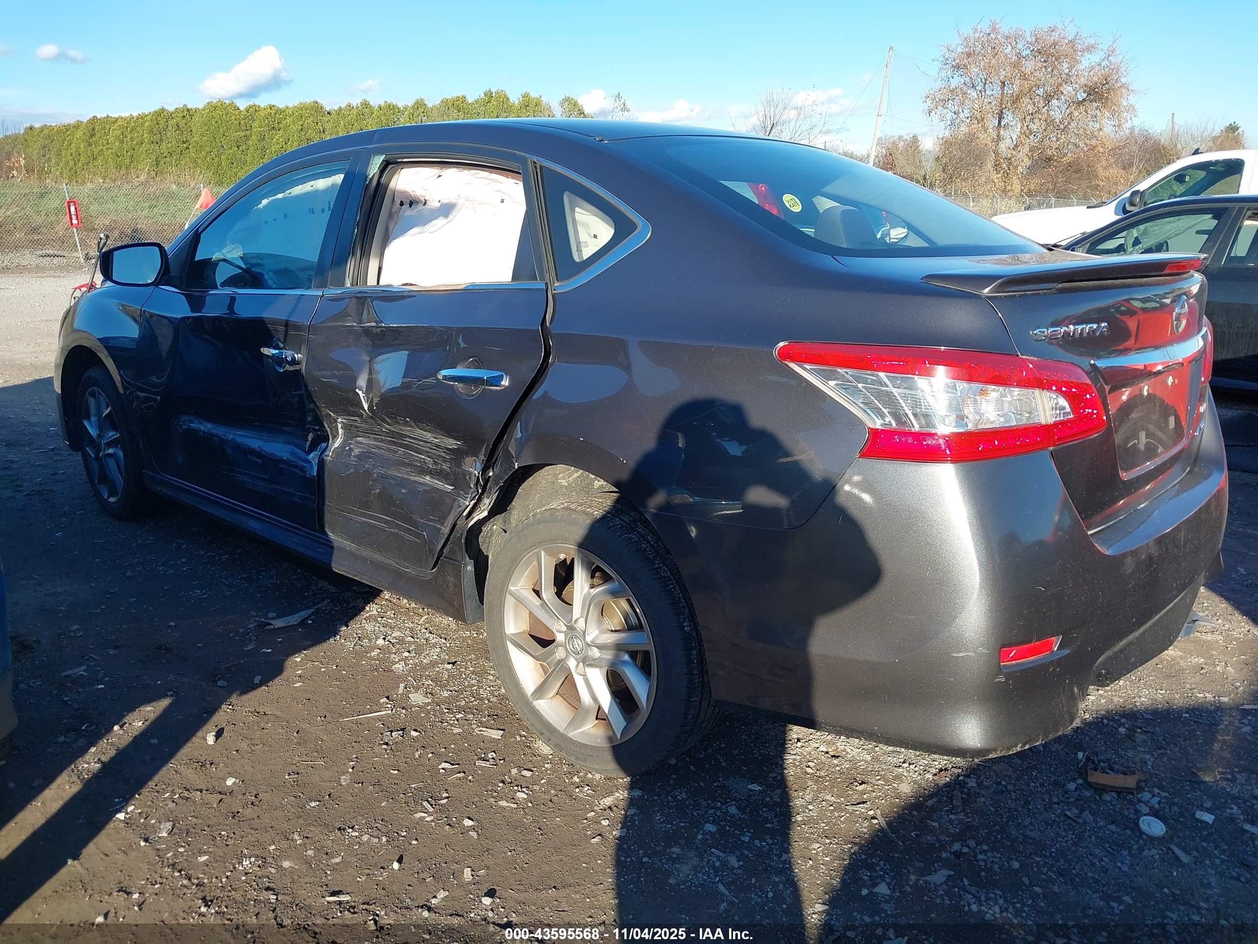 NISSAN SENTRA image 3