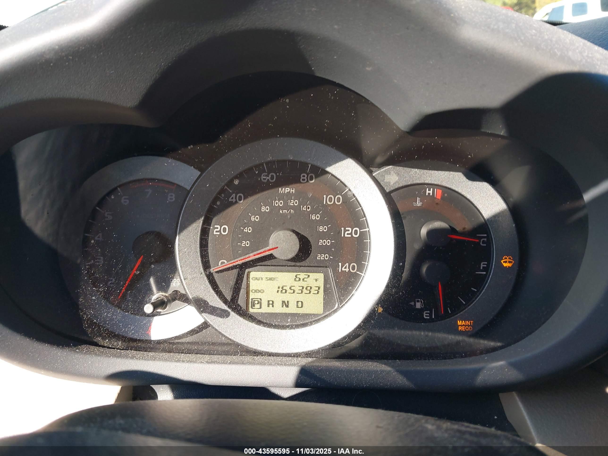 TOYOTA RAV4 image 7