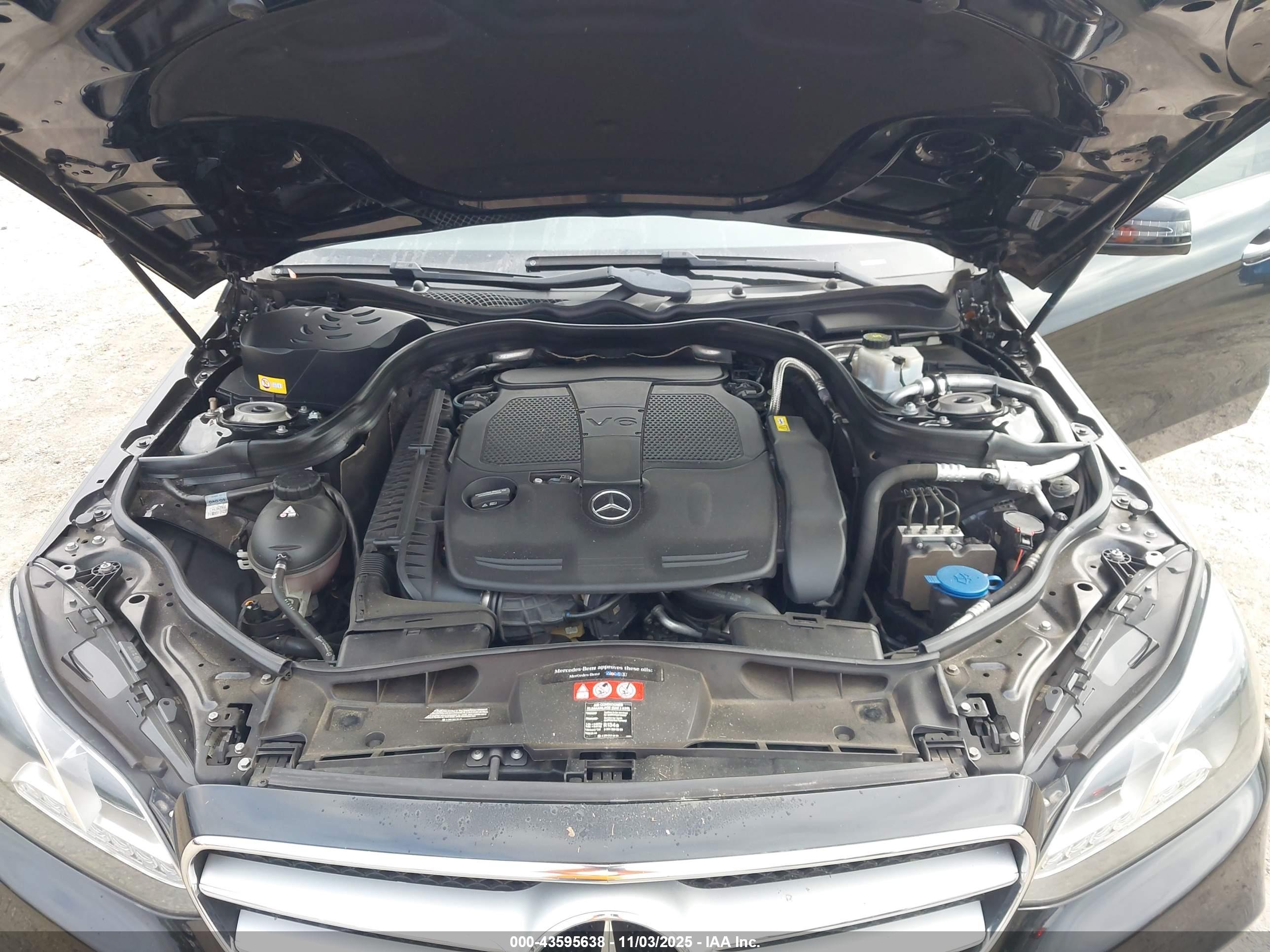 MERCEDES-BENZ E image 10