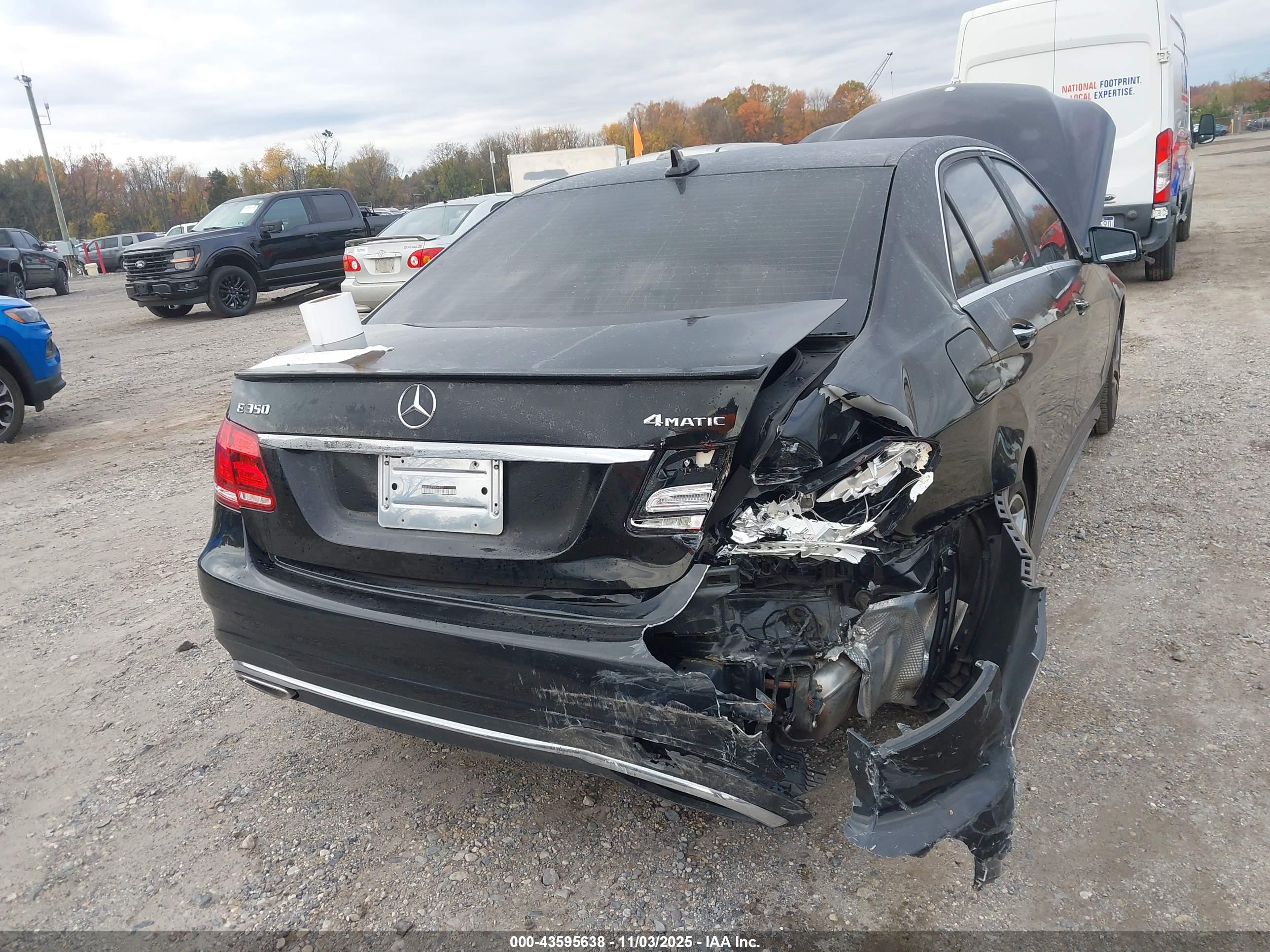 MERCEDES-BENZ E image 6