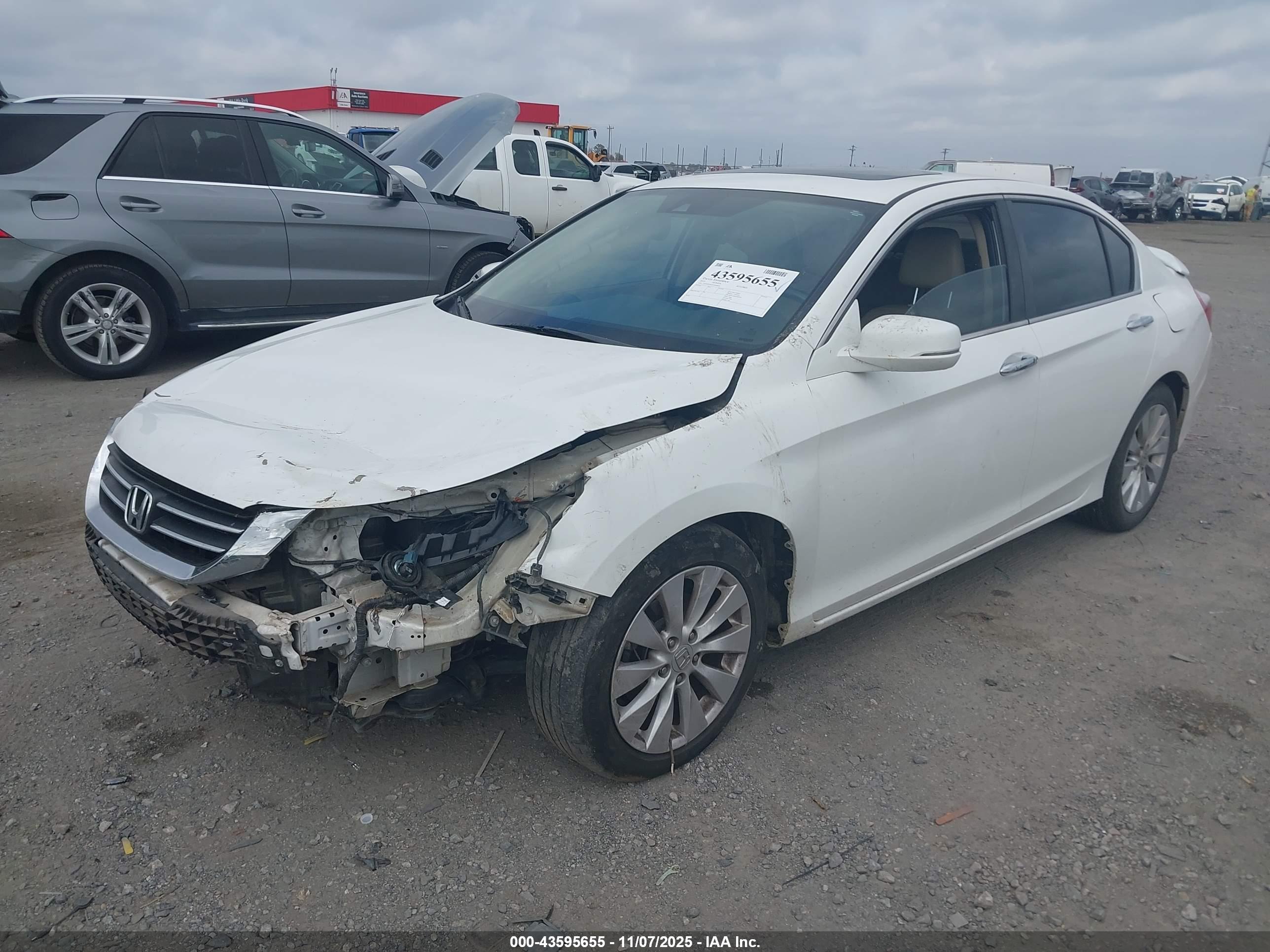 HONDA ACCORD image 2