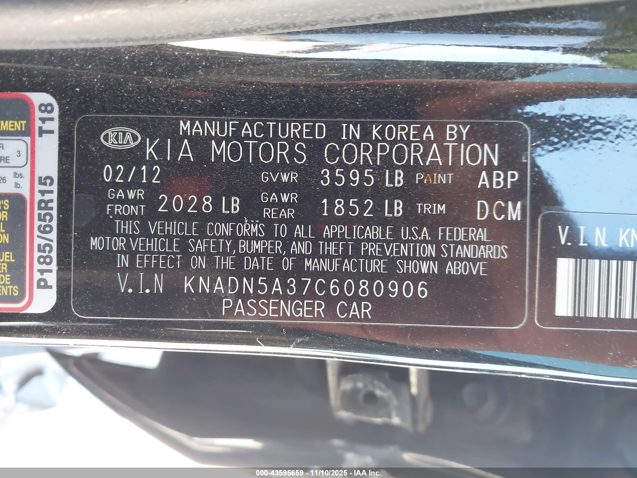 KIA RIO5 image 9