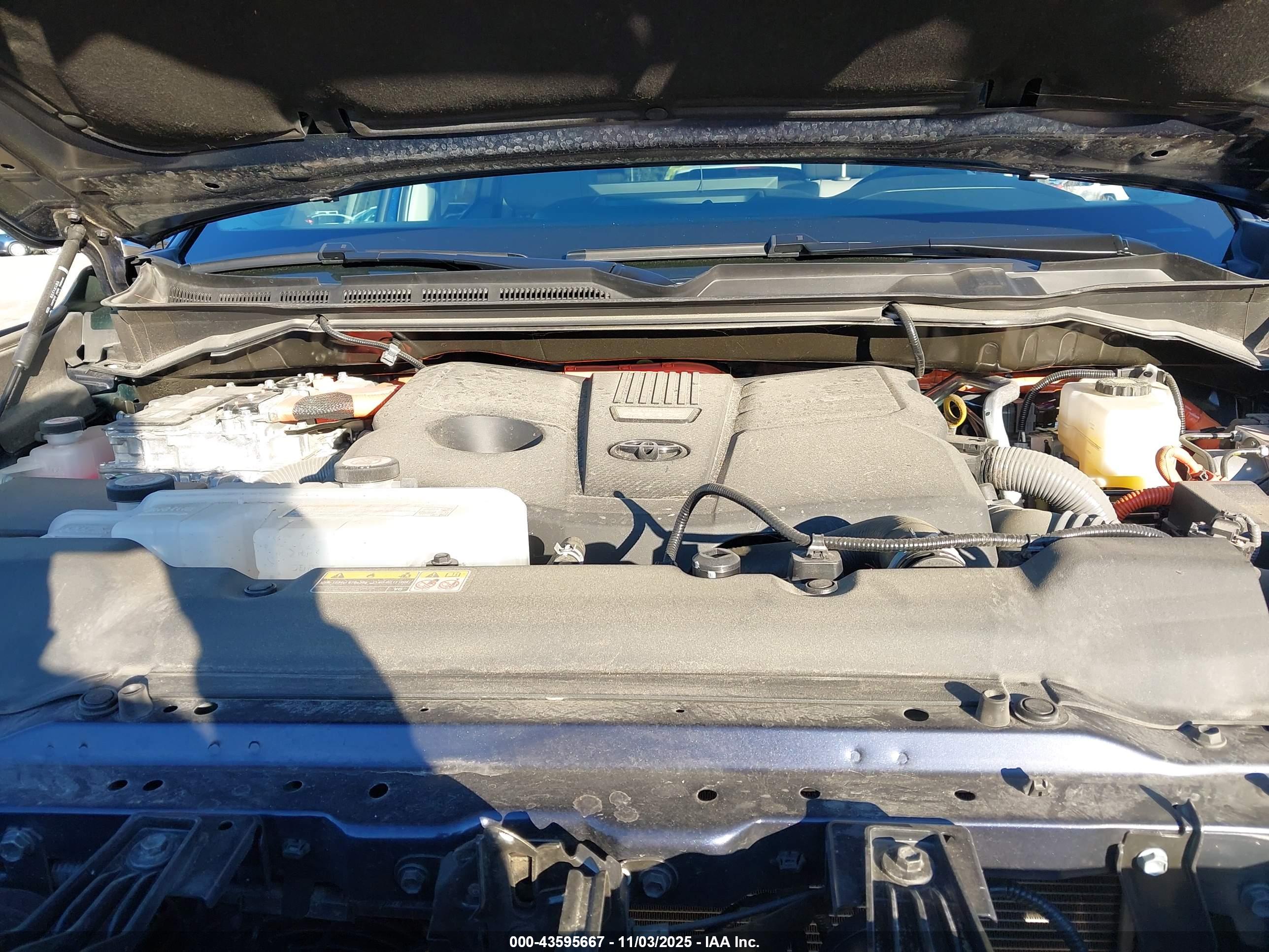 TOYOTA TUNDRA image 10