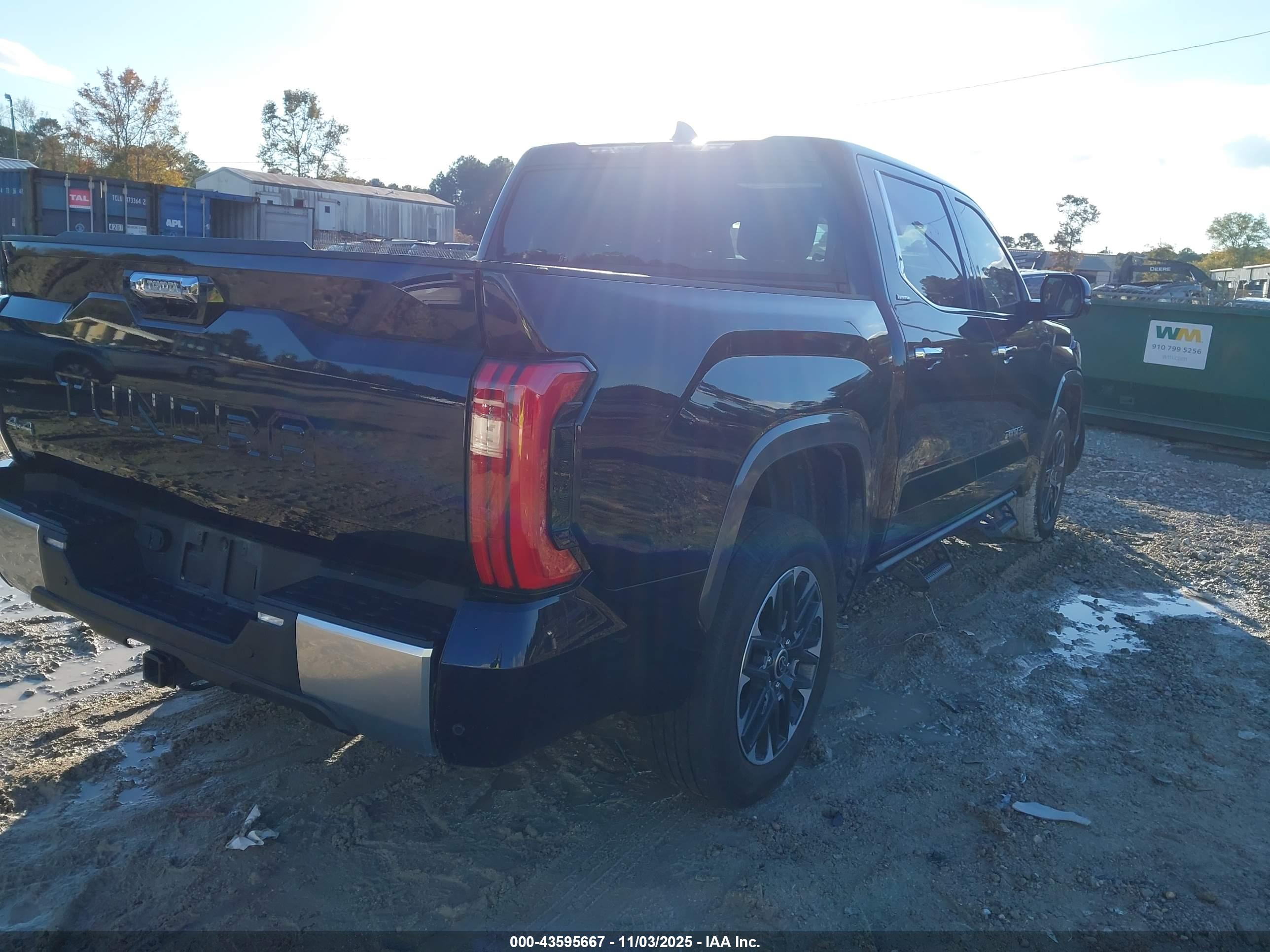 TOYOTA TUNDRA image 4