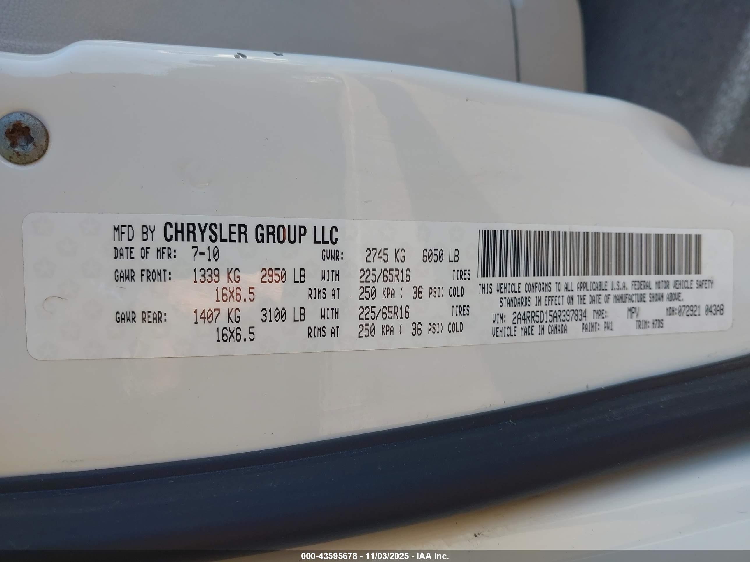 CHRYSLER TOWN image 9