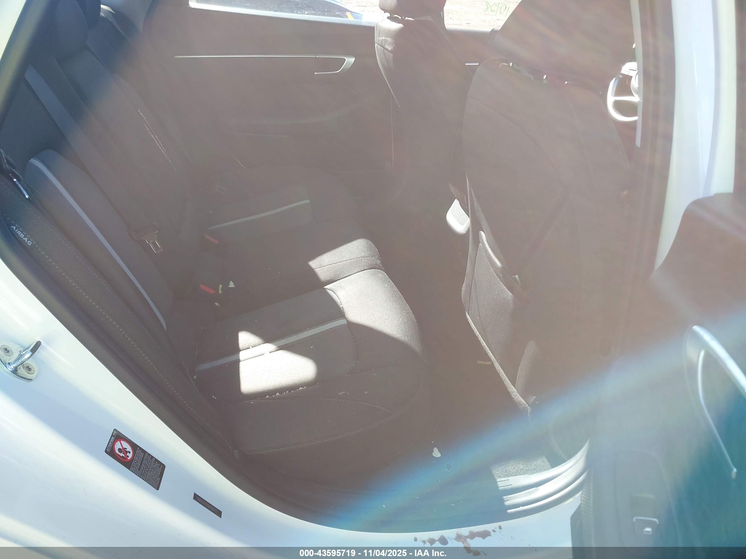 HYUNDAI SONATA image 8