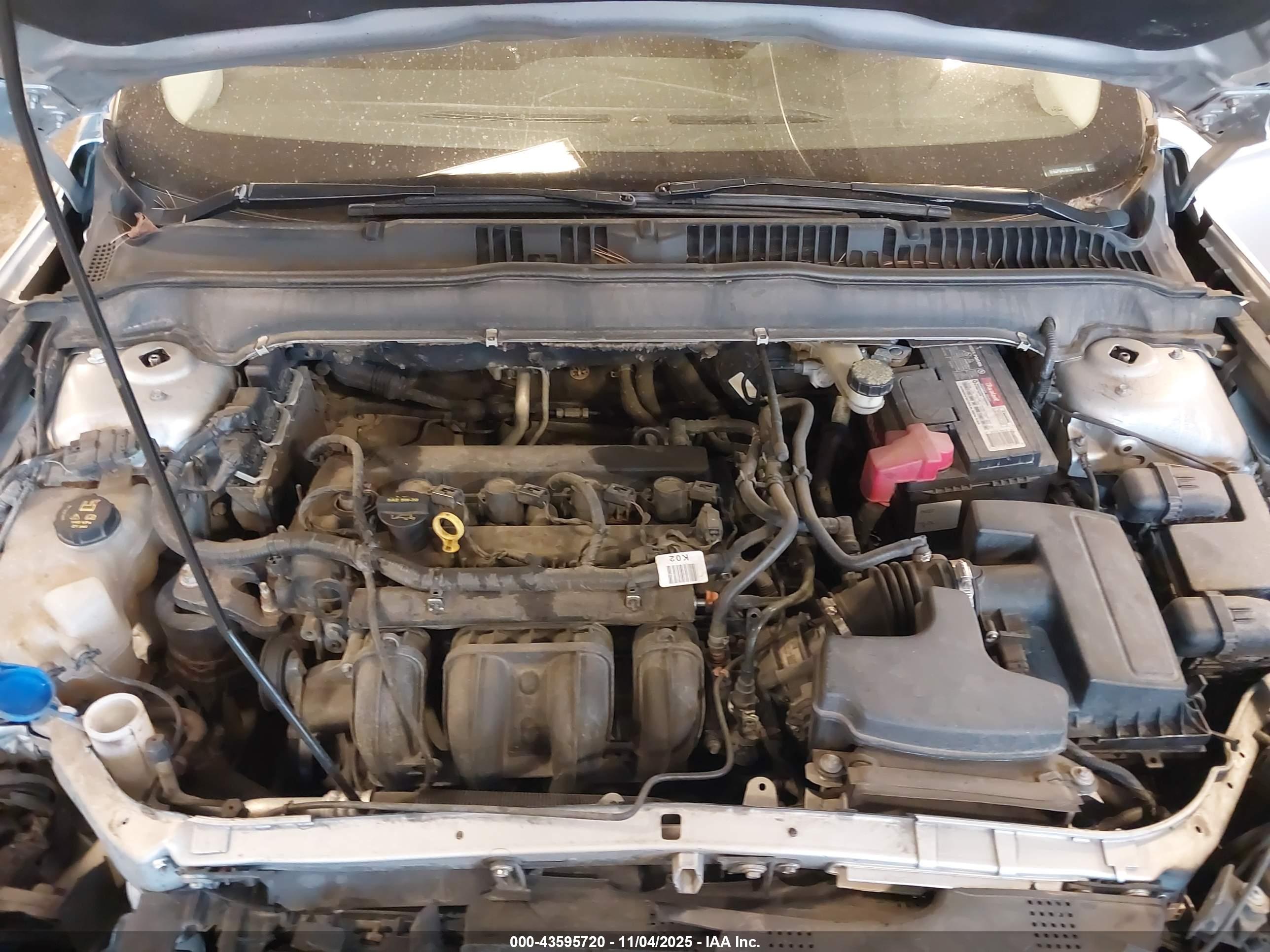 FORD FUSION image 10