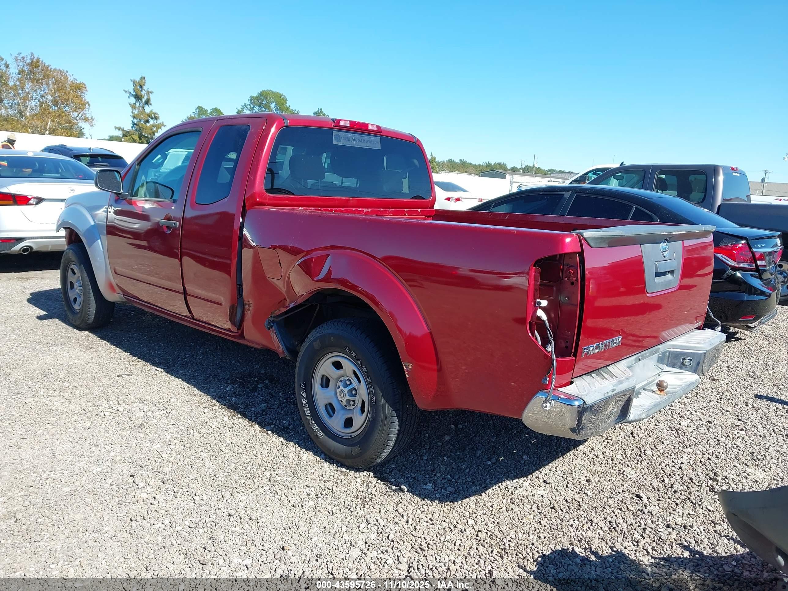 NISSAN FRONTIER image 3