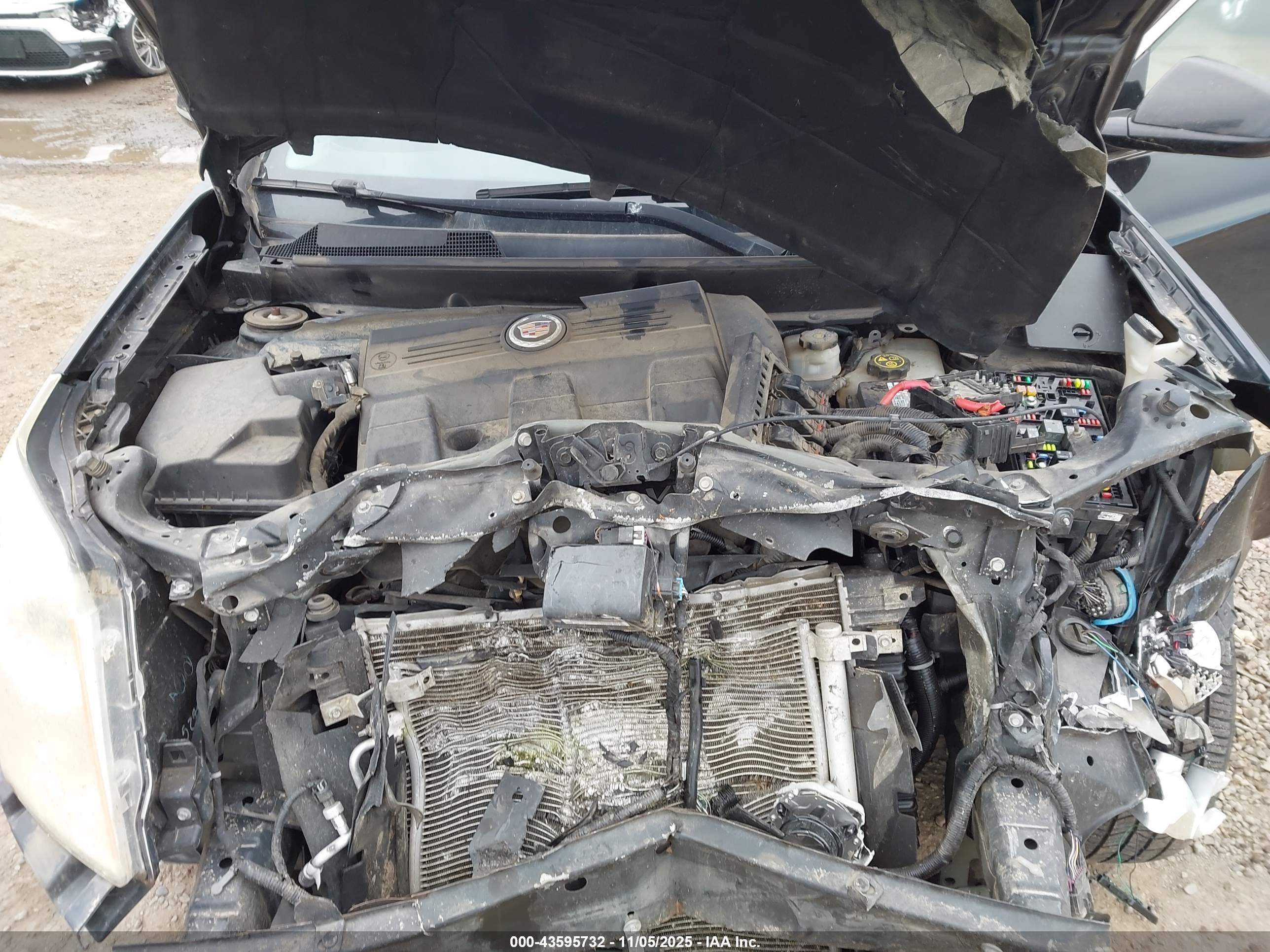 CADILLAC SRX image 10