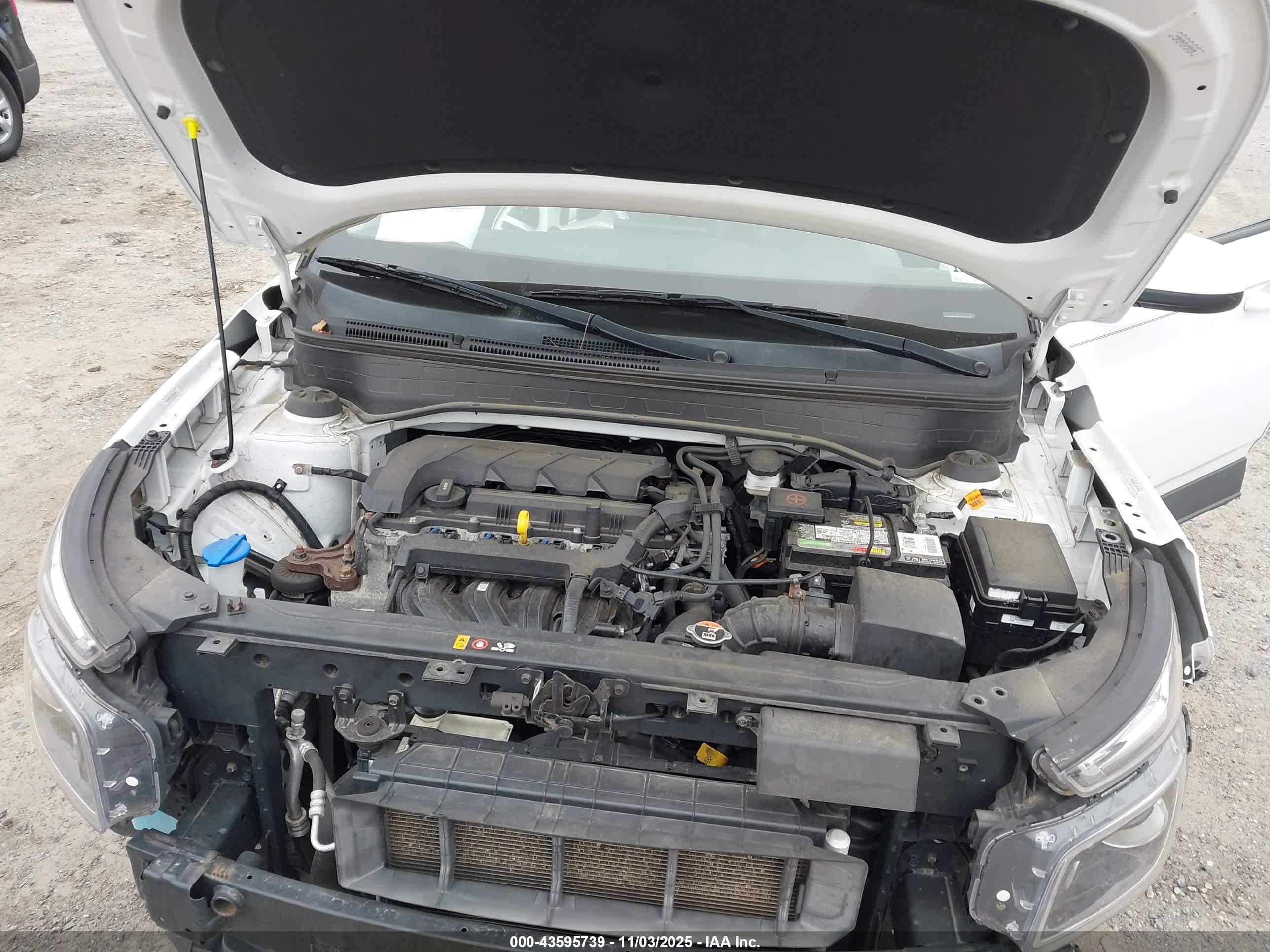 HYUNDAI VENUE image 10