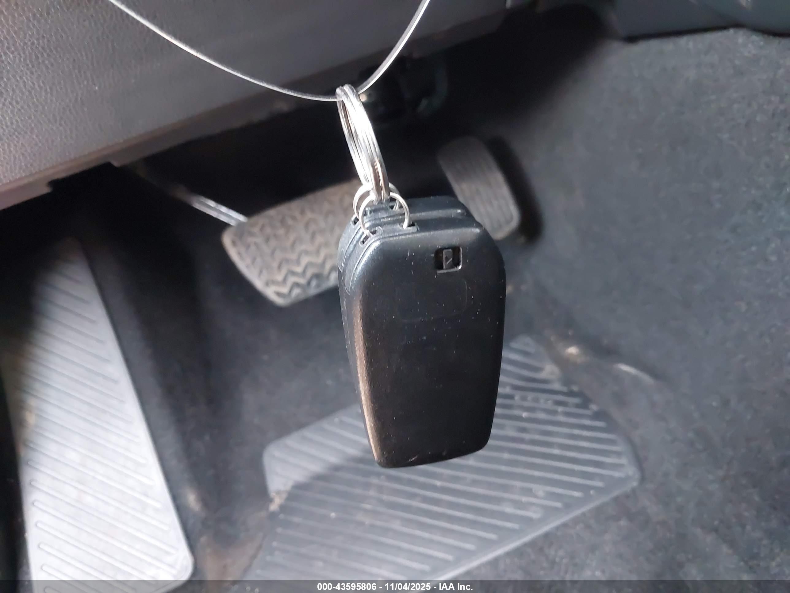 TOYOTA LAND image 11